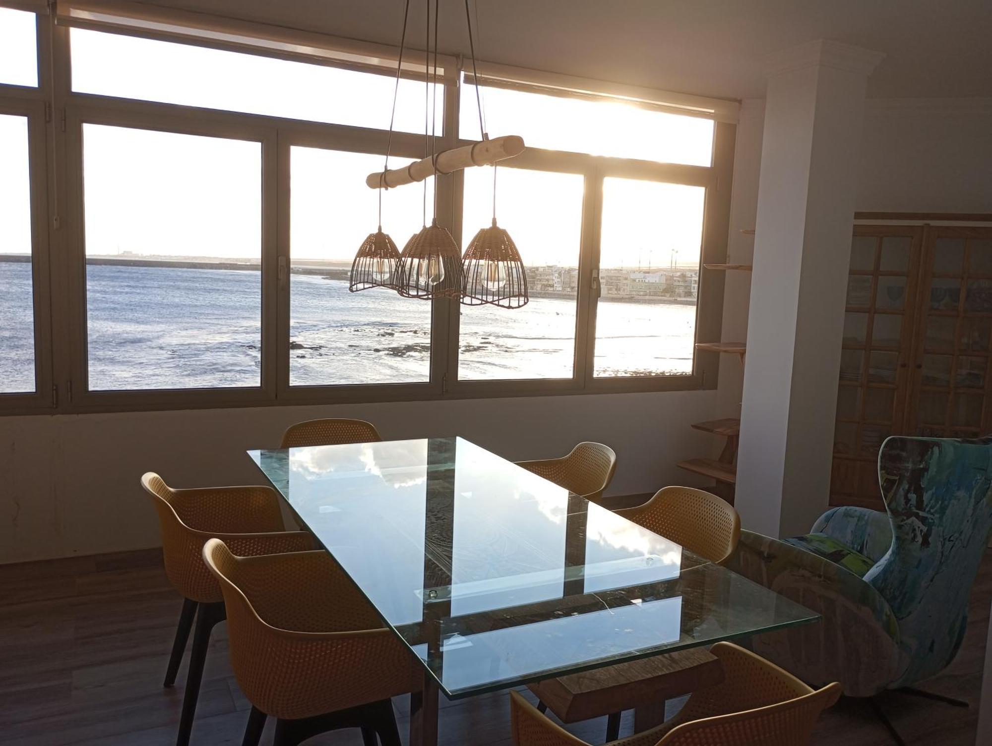 Sea View On Beach Apartment *