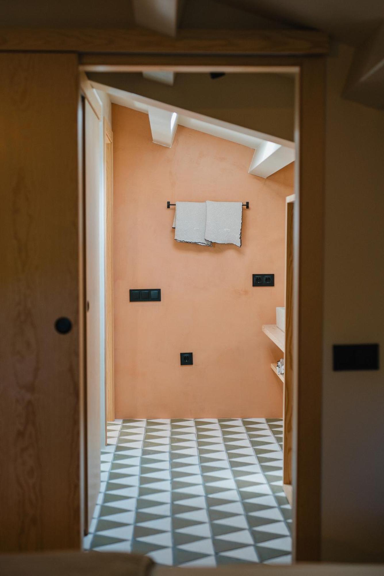 Hotel Hotel-masia Farres El Bruc