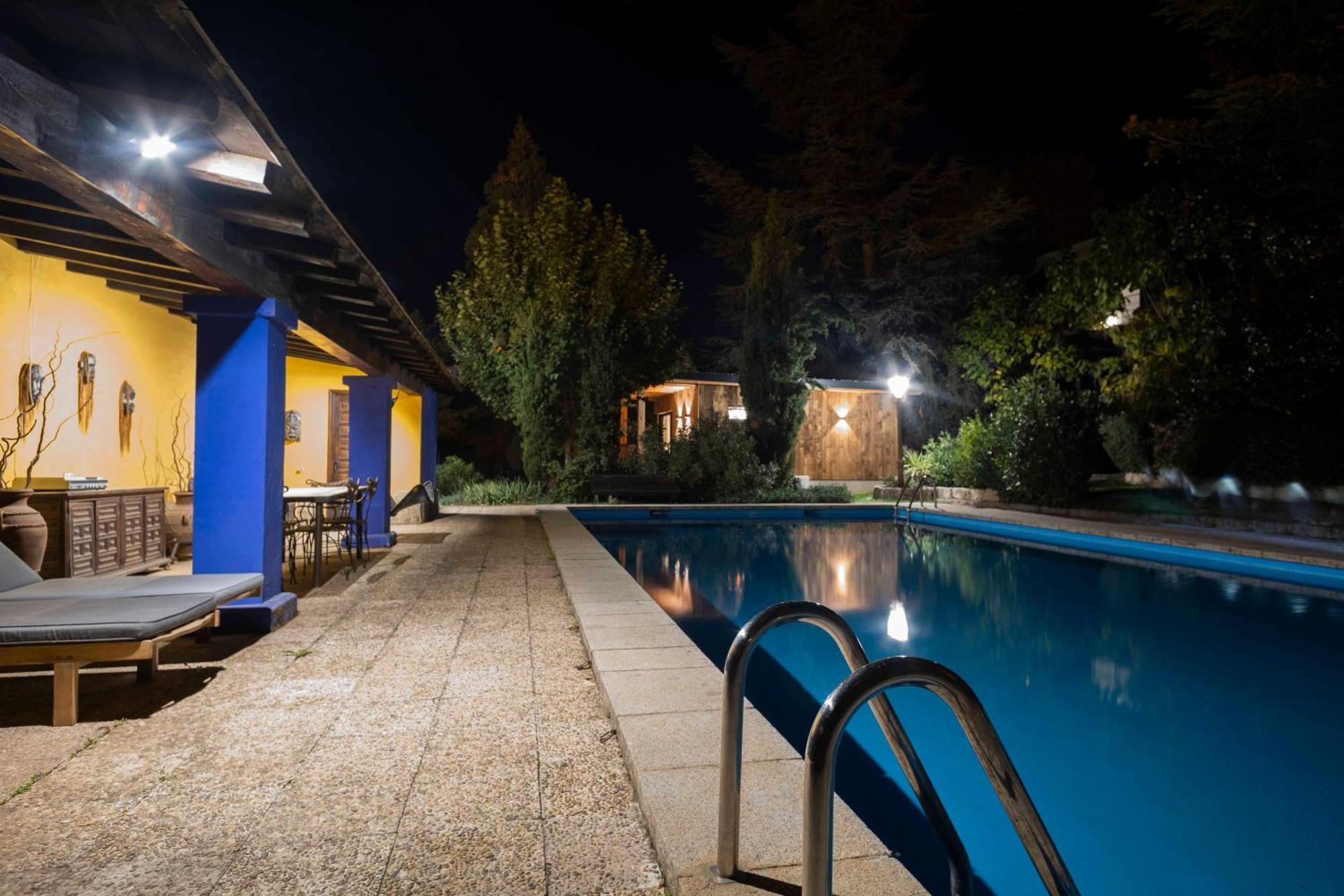 Jardin Secuoyas Holiday home Becerril de la Sierra