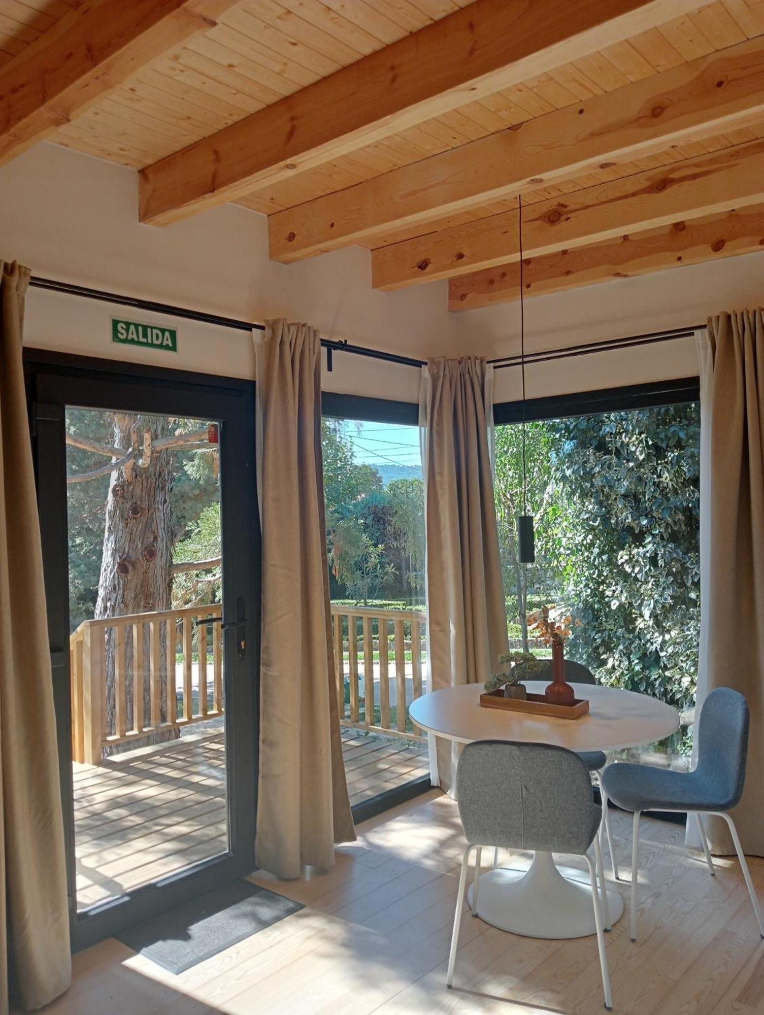 Jardin Secuoyas Holiday home Becerril de la Sierra