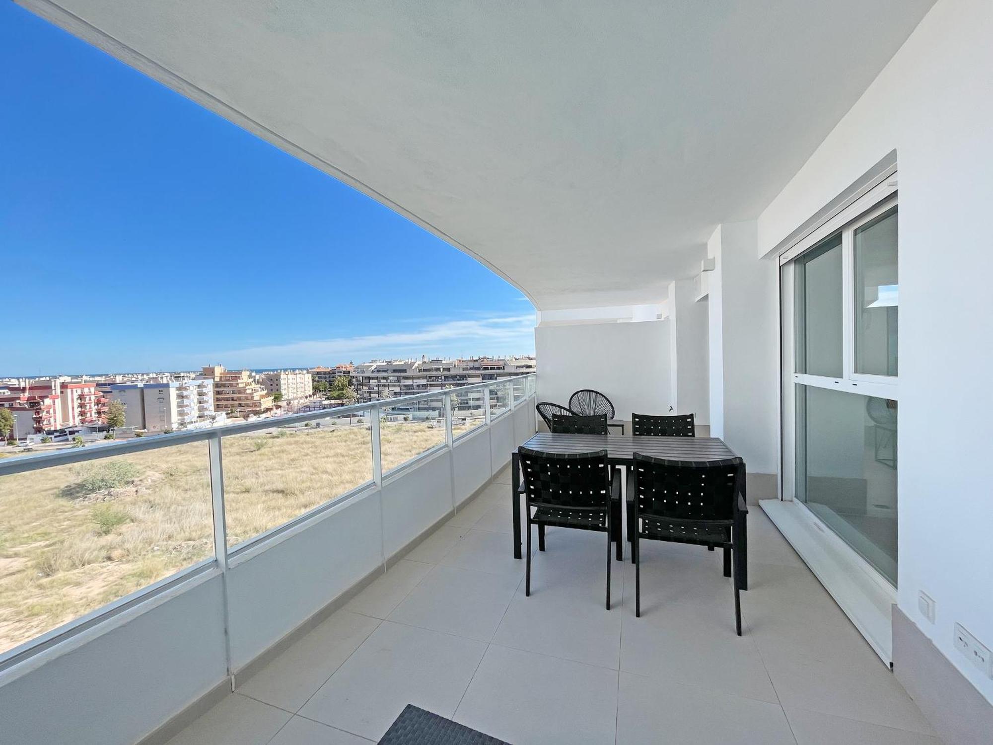 Global Properties, 5 Personas Con Terraza Canet d'En Berenguer