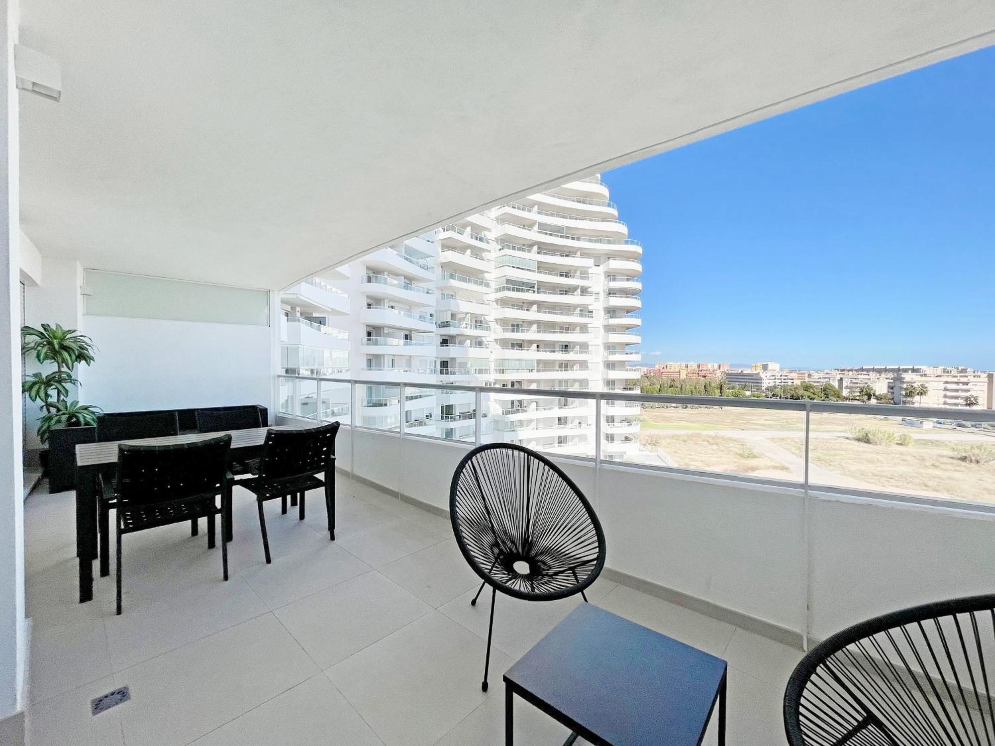 Global Properties, 5 Personas Con Terraza * Canet d'En Berenguer