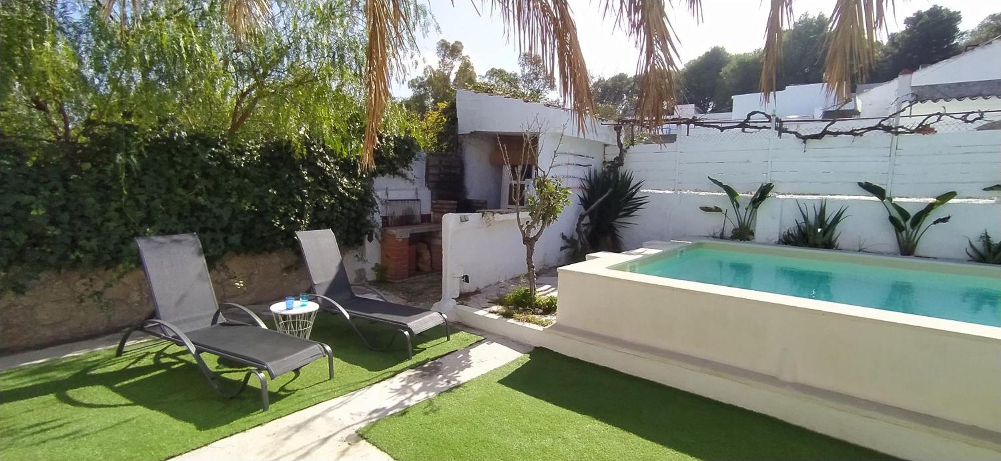 Casa, Piscina, Jacuzzi, Garaje, Barbacoa. Holiday home *