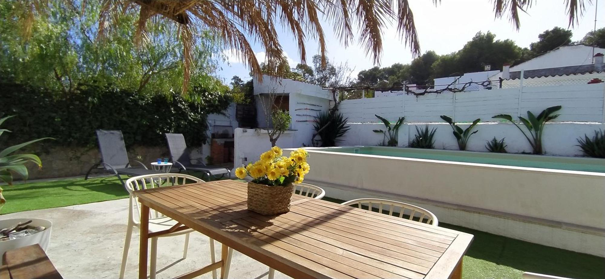 Casa, Piscina, Jacuzzi, Garaje, Barbacoa. Holiday home Chiclana de la Frontera