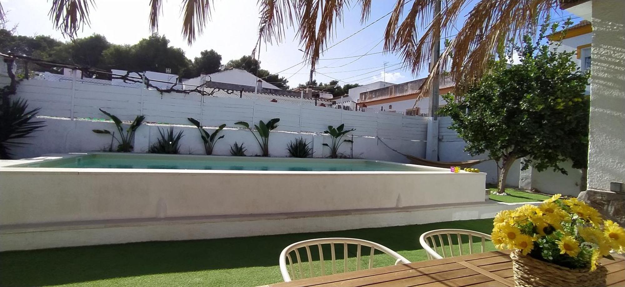 Casa, Piscina, Jacuzzi, Garaje, Barbacoa.