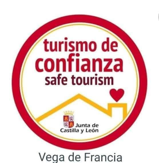 Bungalows, Vega De Francia Campsite Sotoserrano