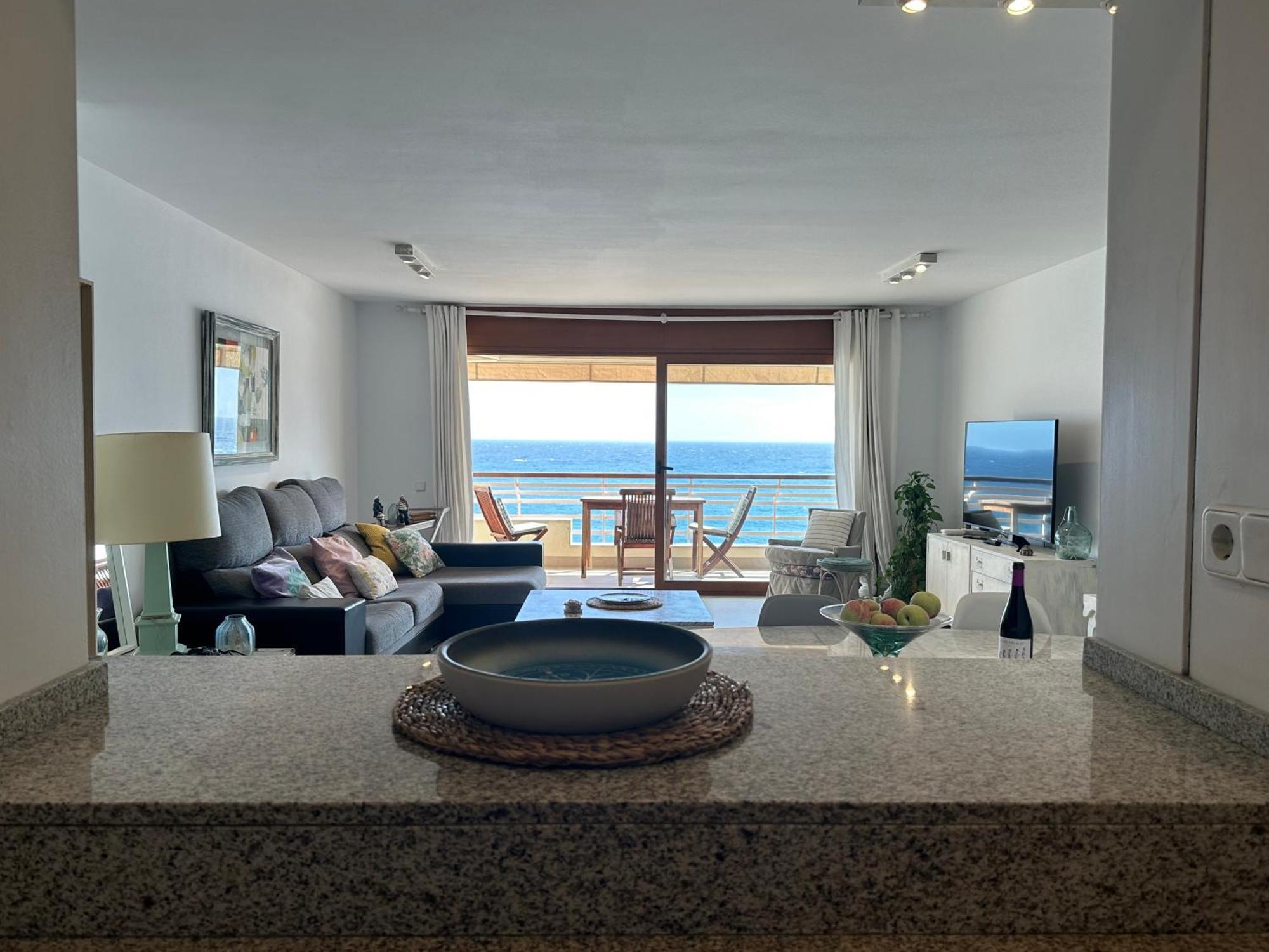 Apartamento Lets Holidays Tropicana Sea Views 4 *