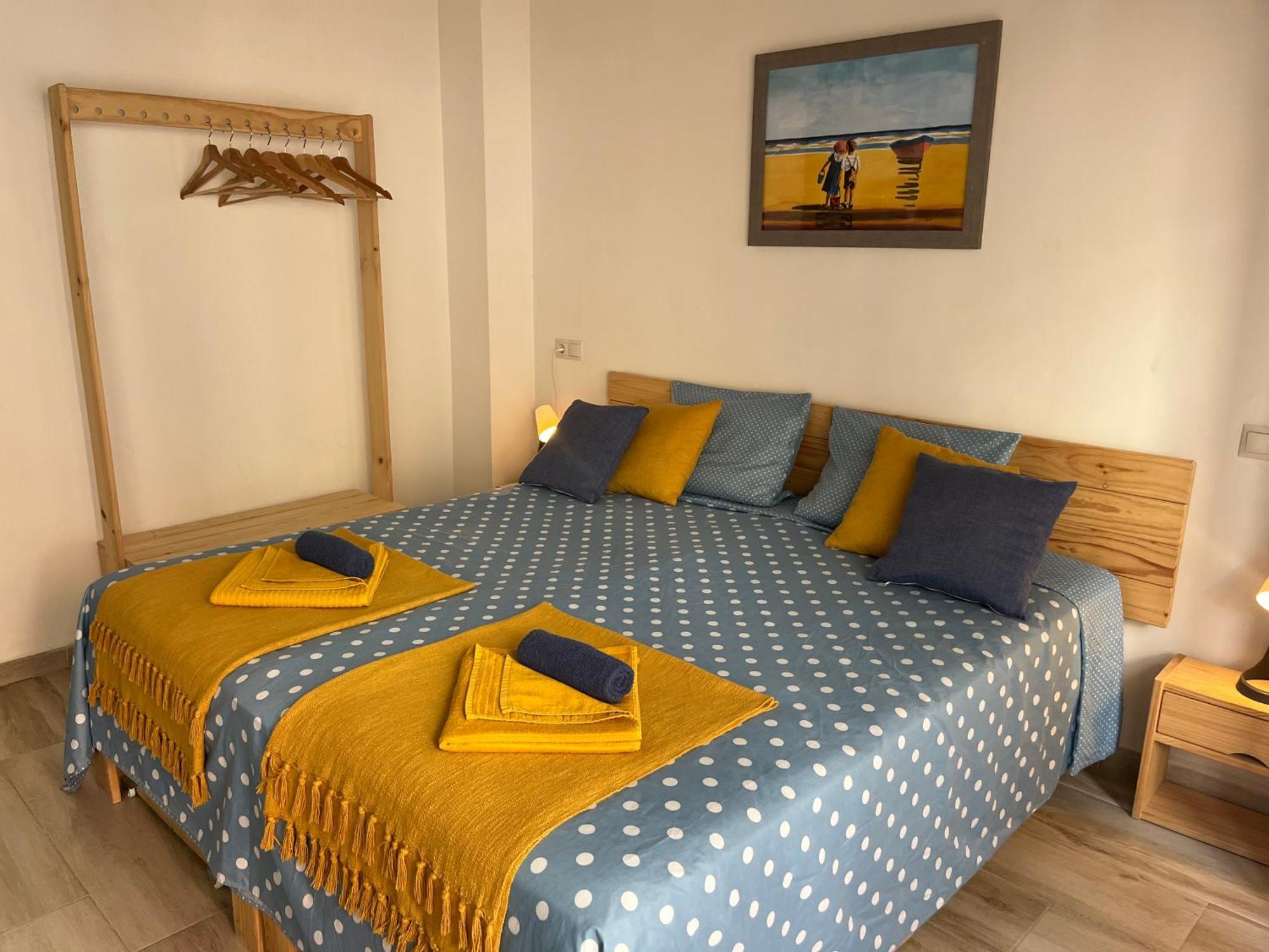 Bonita Loft C Junto Plaza Mayor, Les Muralles Apartment