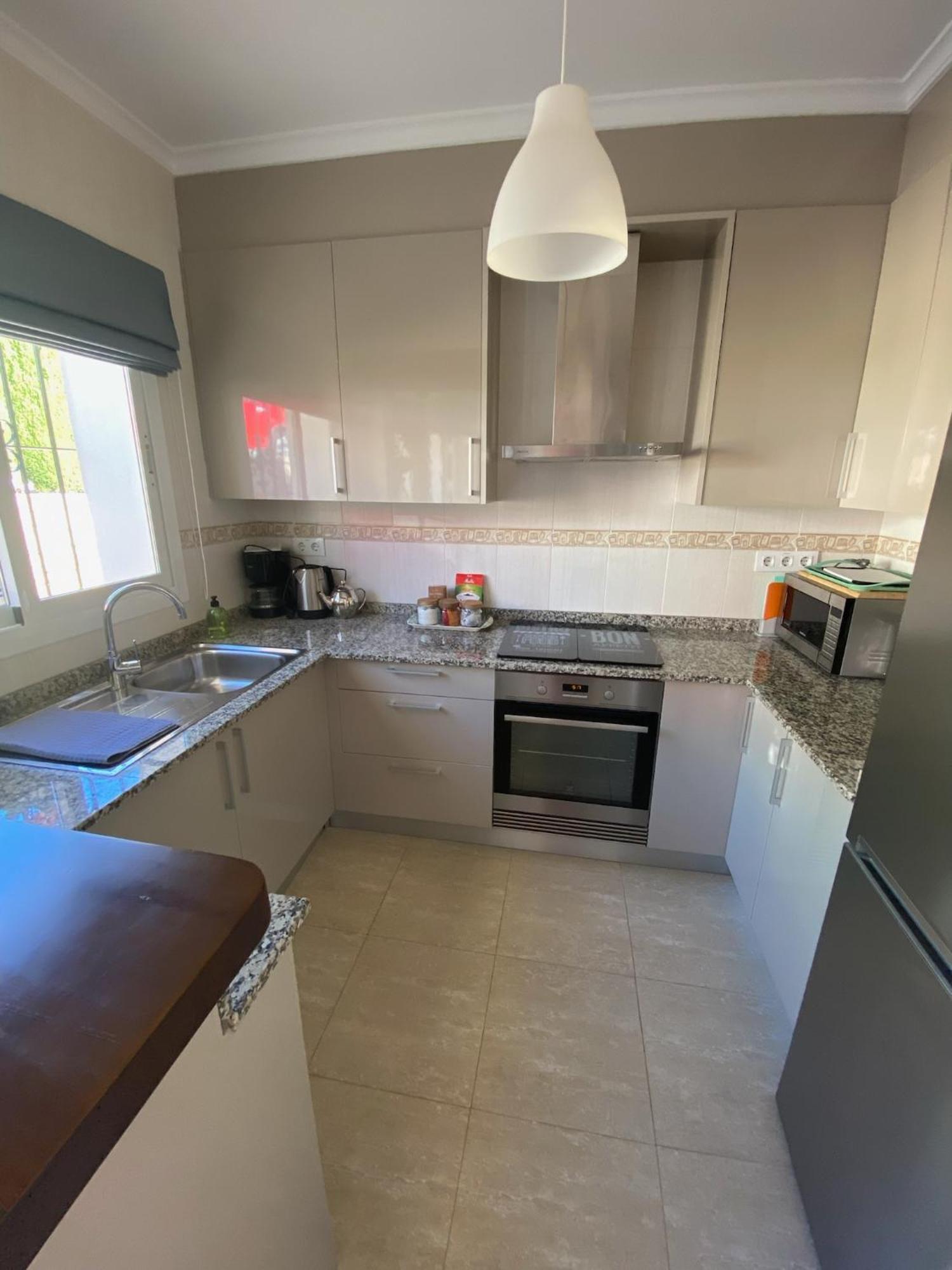 Stunning Mountain Views! Private With Fabulous Communal Pool! Сasa de vacaciones Murla