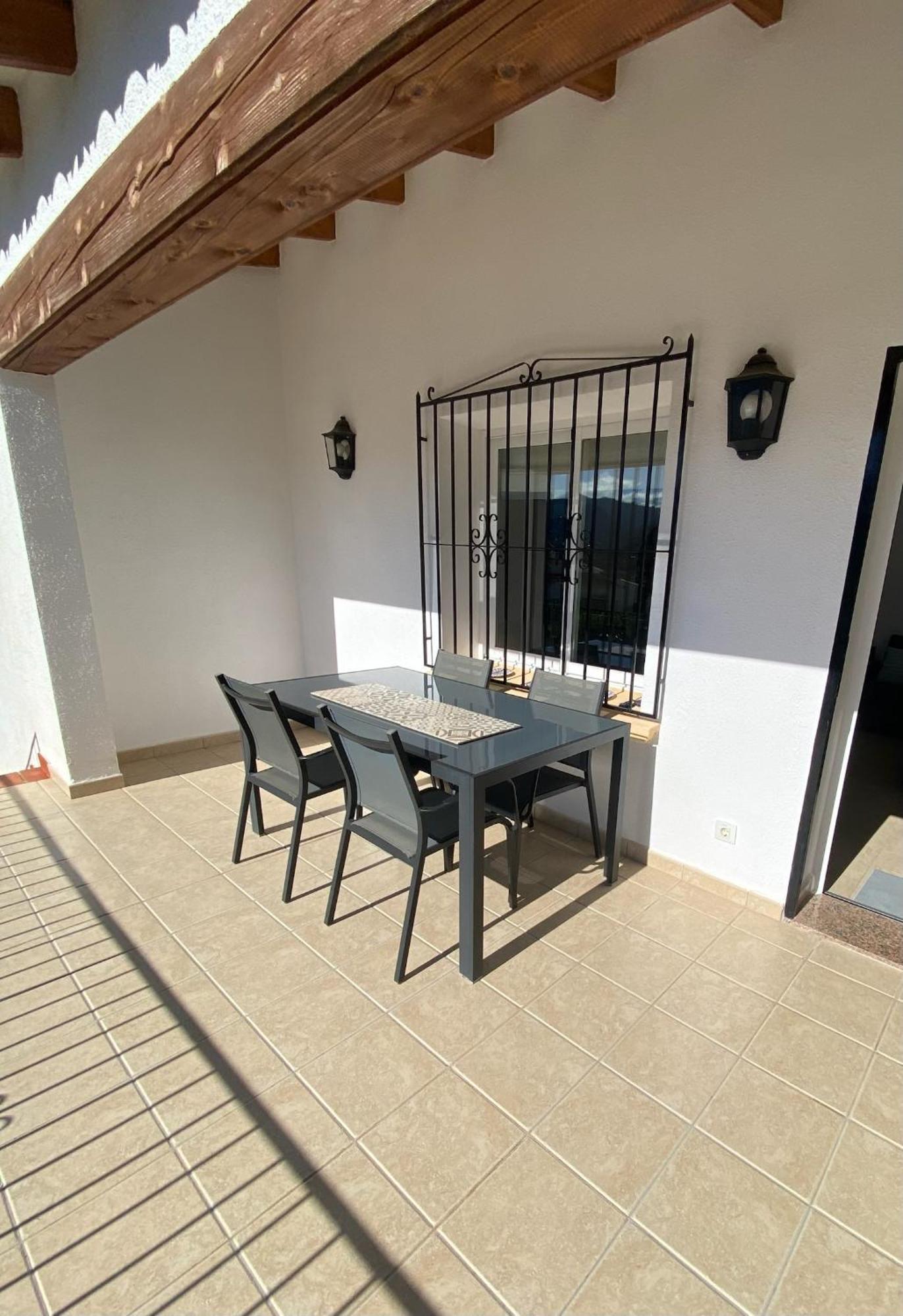 Stunning Mountain Views! Private With Fabulous Communal Pool! Сasa de vacaciones Murla
