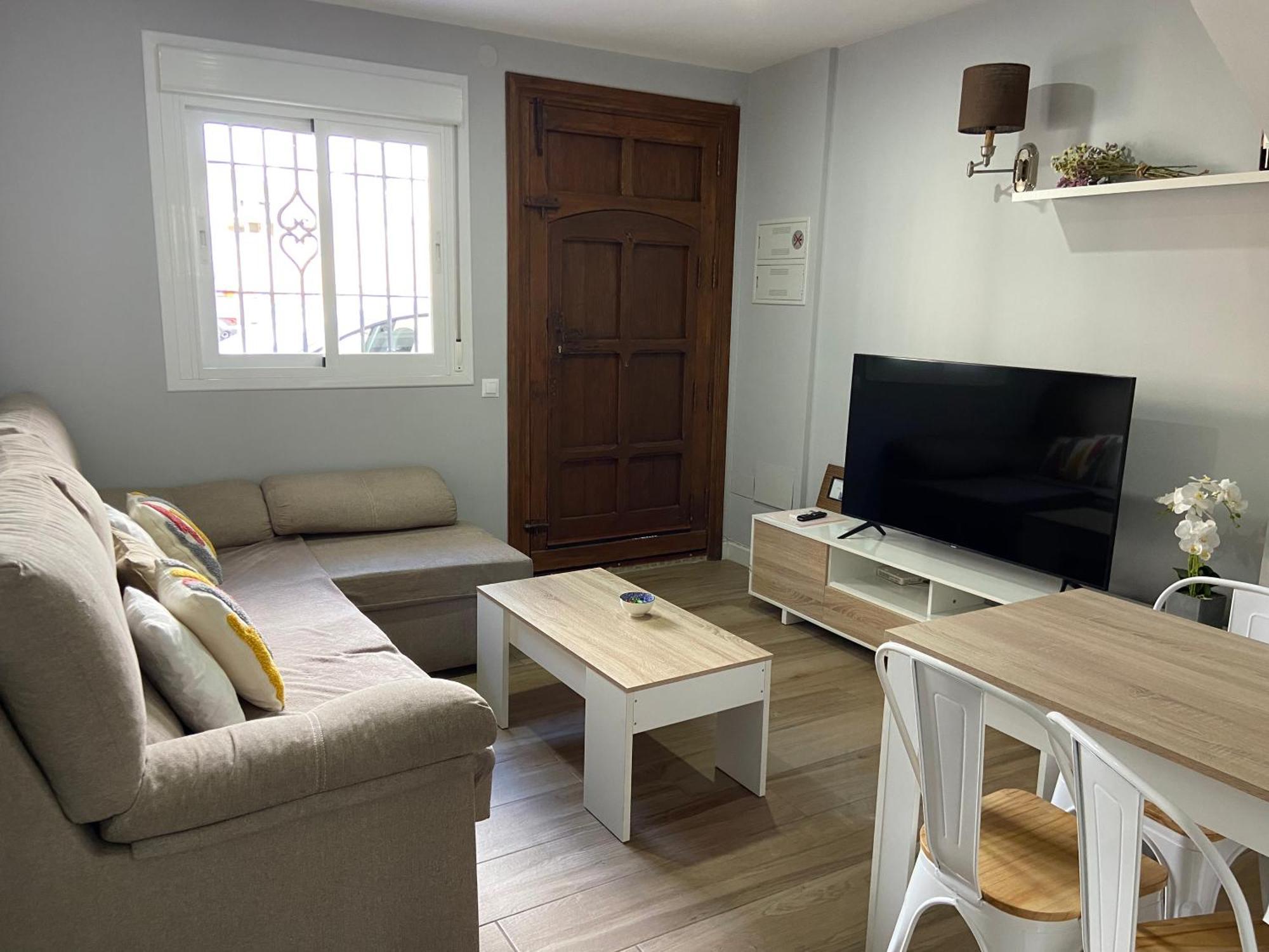 Apartamento Con Garaje Y Patio Ronda
