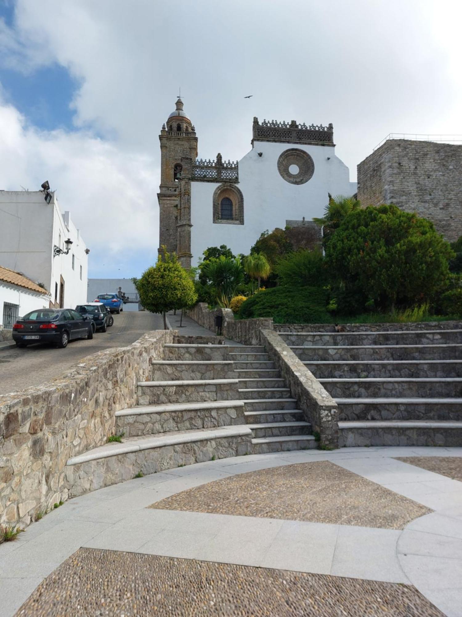Sidonia, Luxury Historic Modern Townhouse, Swimming Pool, Terraces, Sea View. Apartamento Medina-Sidonia