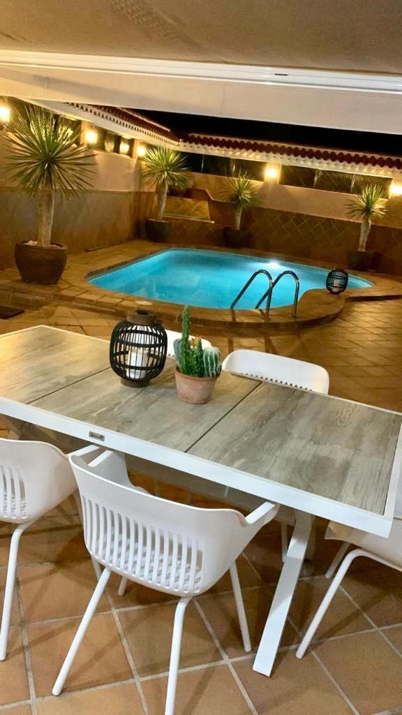 Your Holidays - Sta Monica - Villa Costa Adeje (Tenerife)