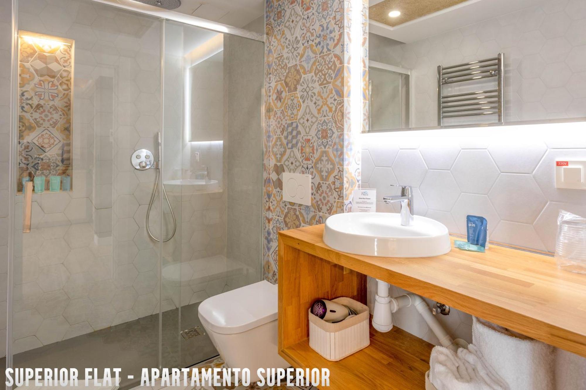 Uniq Flats * Alicante