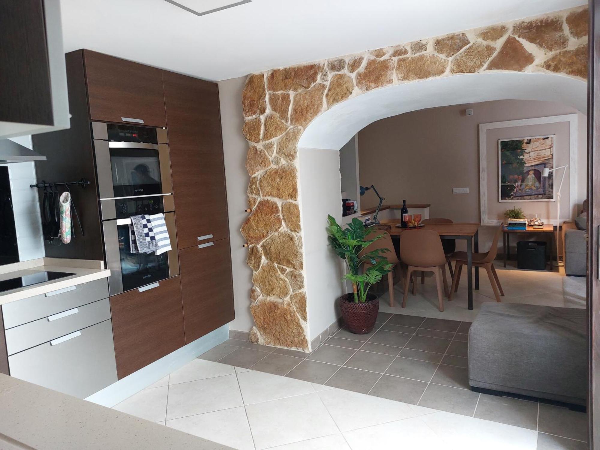 Apartamento Sidonia, Luxury Historic Modern Townhouse, Swimming Pool, Terraces, Sea View. *