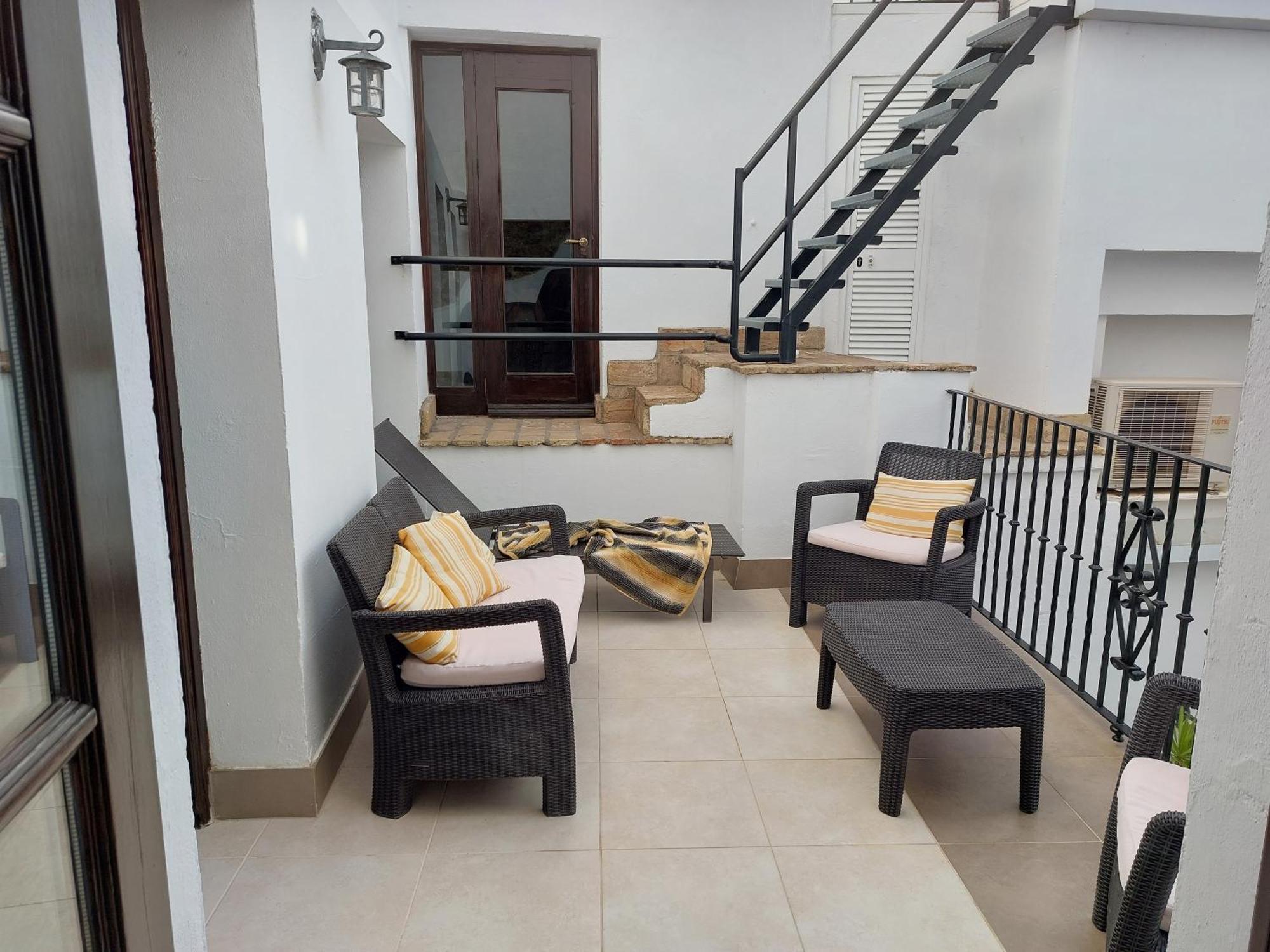 Sidonia, Luxury Historic Modern Townhouse, Swimming Pool, Terraces, Sea View. Apartamento