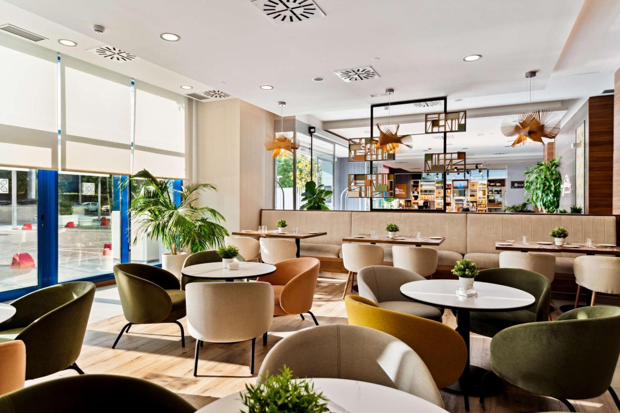 Hilton Garden Hotel 4*