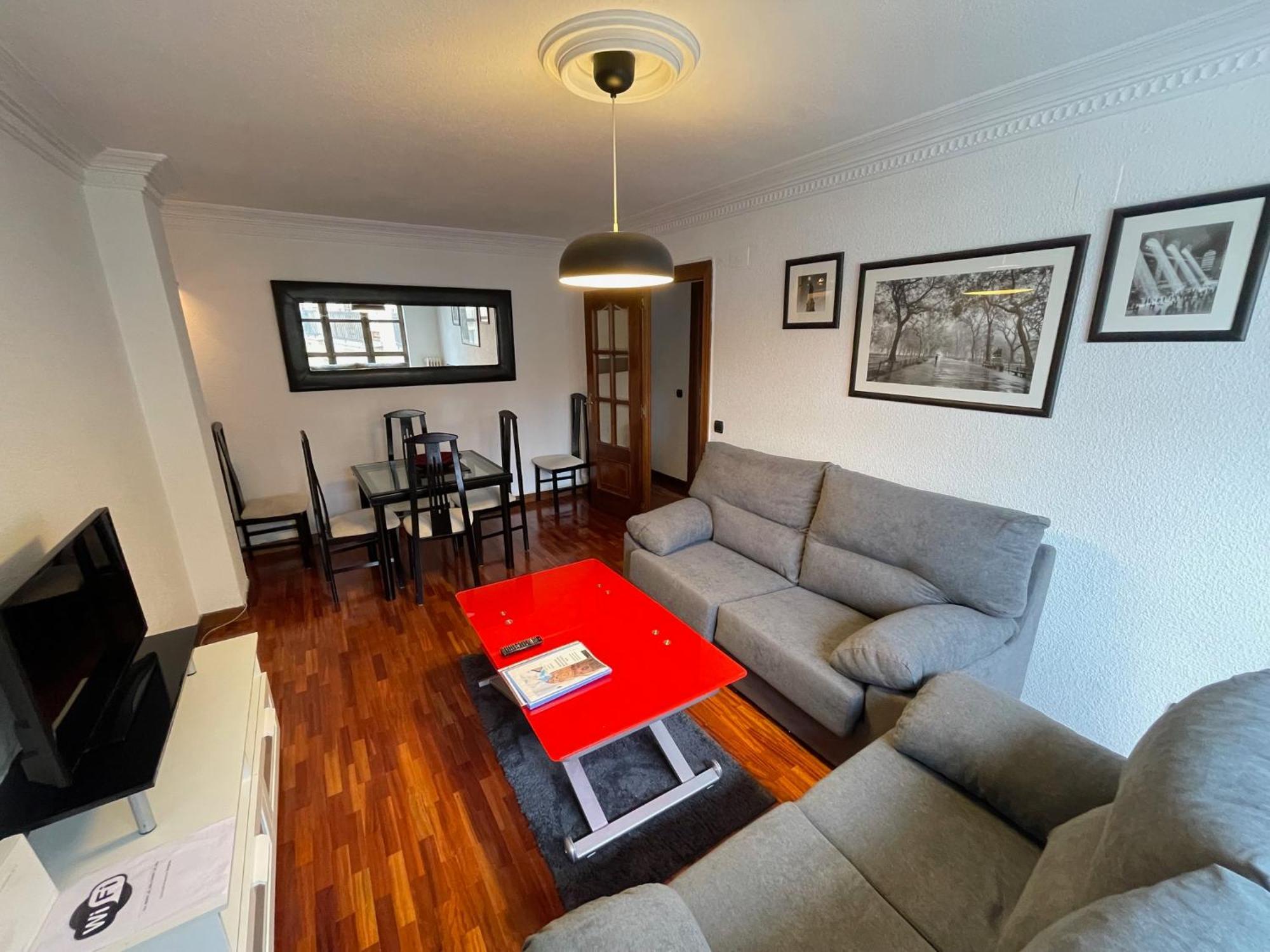 Reyes De Espana / Free Parking & Wi Fi Apartment Salamanca