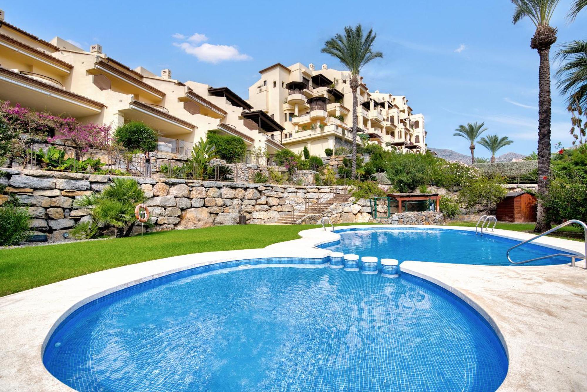 Gadea Villa *