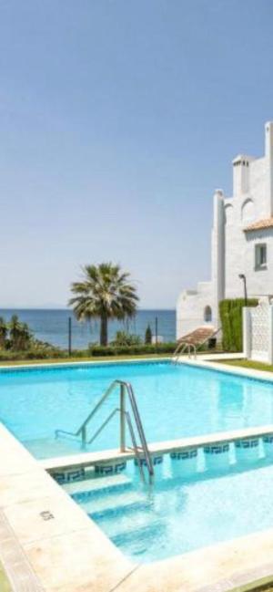 Playa Cristo Amazing Terrace Apartamento Estepona