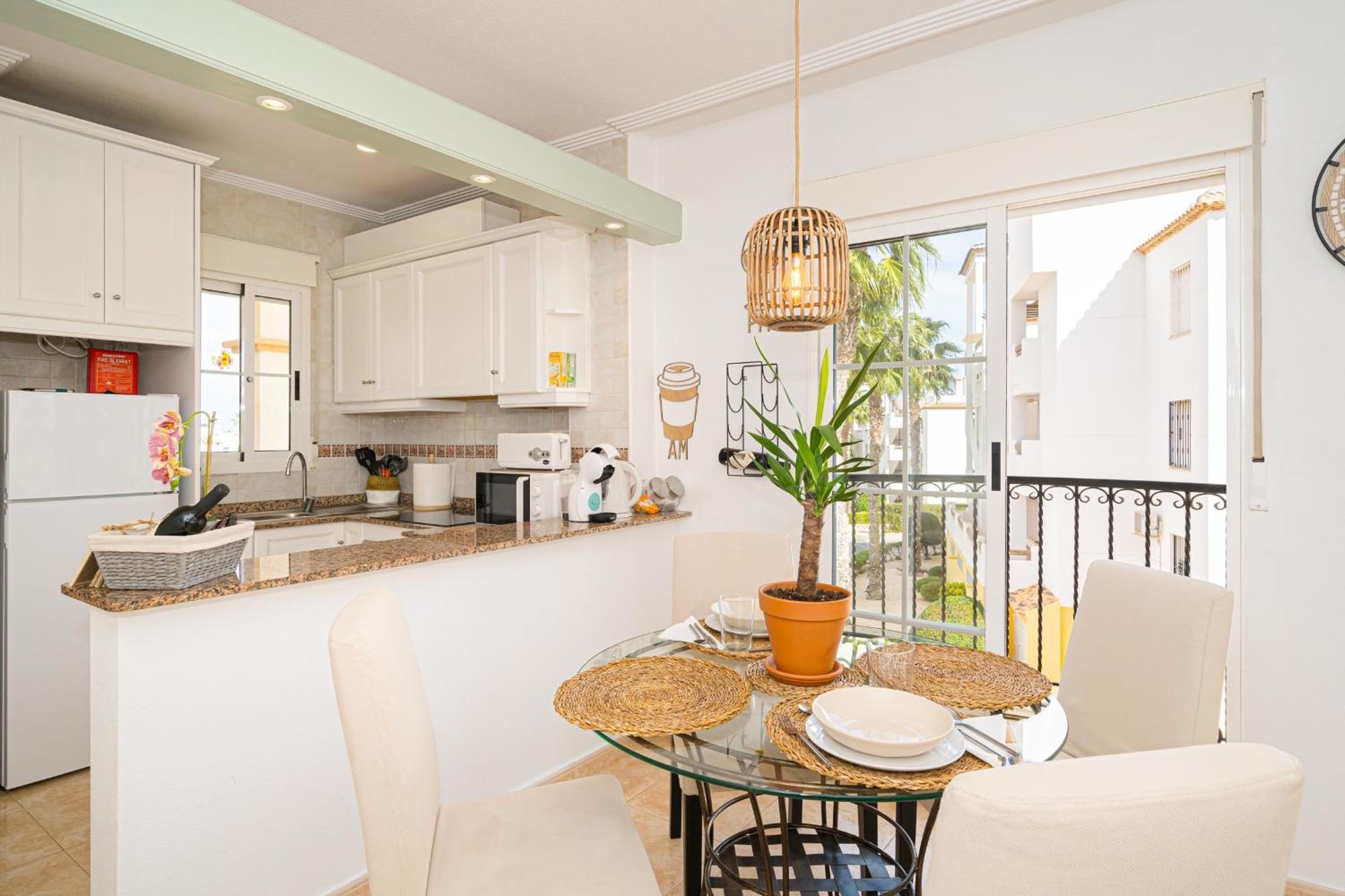 Apartment Apartment. Excellent Location For Golfers, Cyclists And Hikers Villamartin (Valencia)