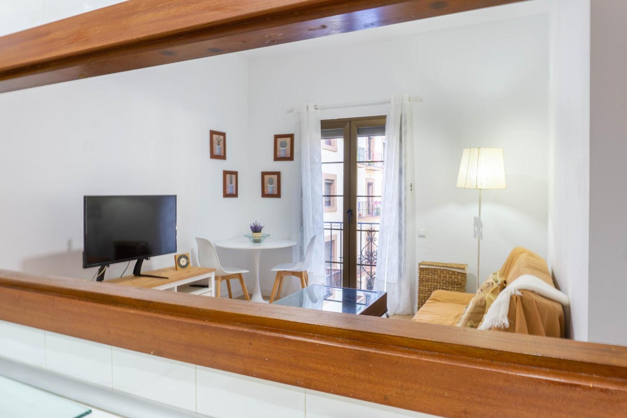 Alhamar Beach Apartment