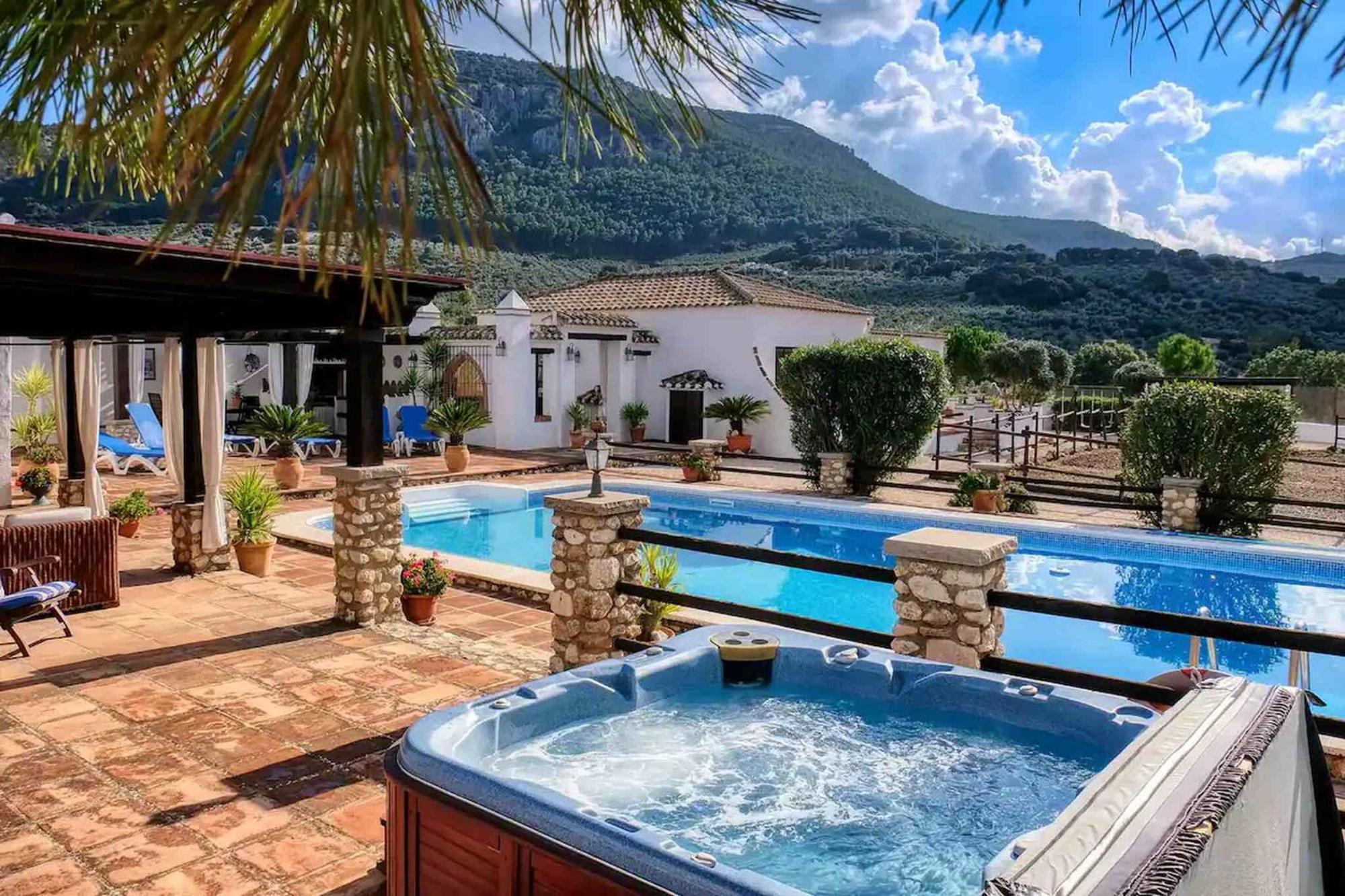 Alter Real, Luxury Holiday Retreat Villa *