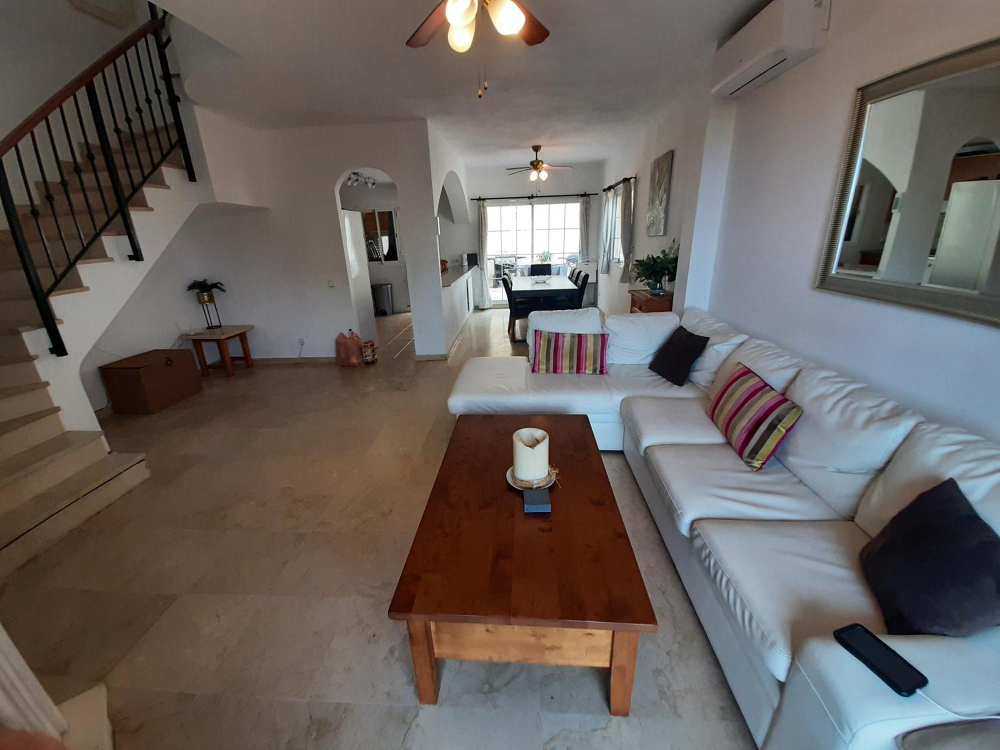 3 Bedroom With Amazing Views & Outdoor Spaces *