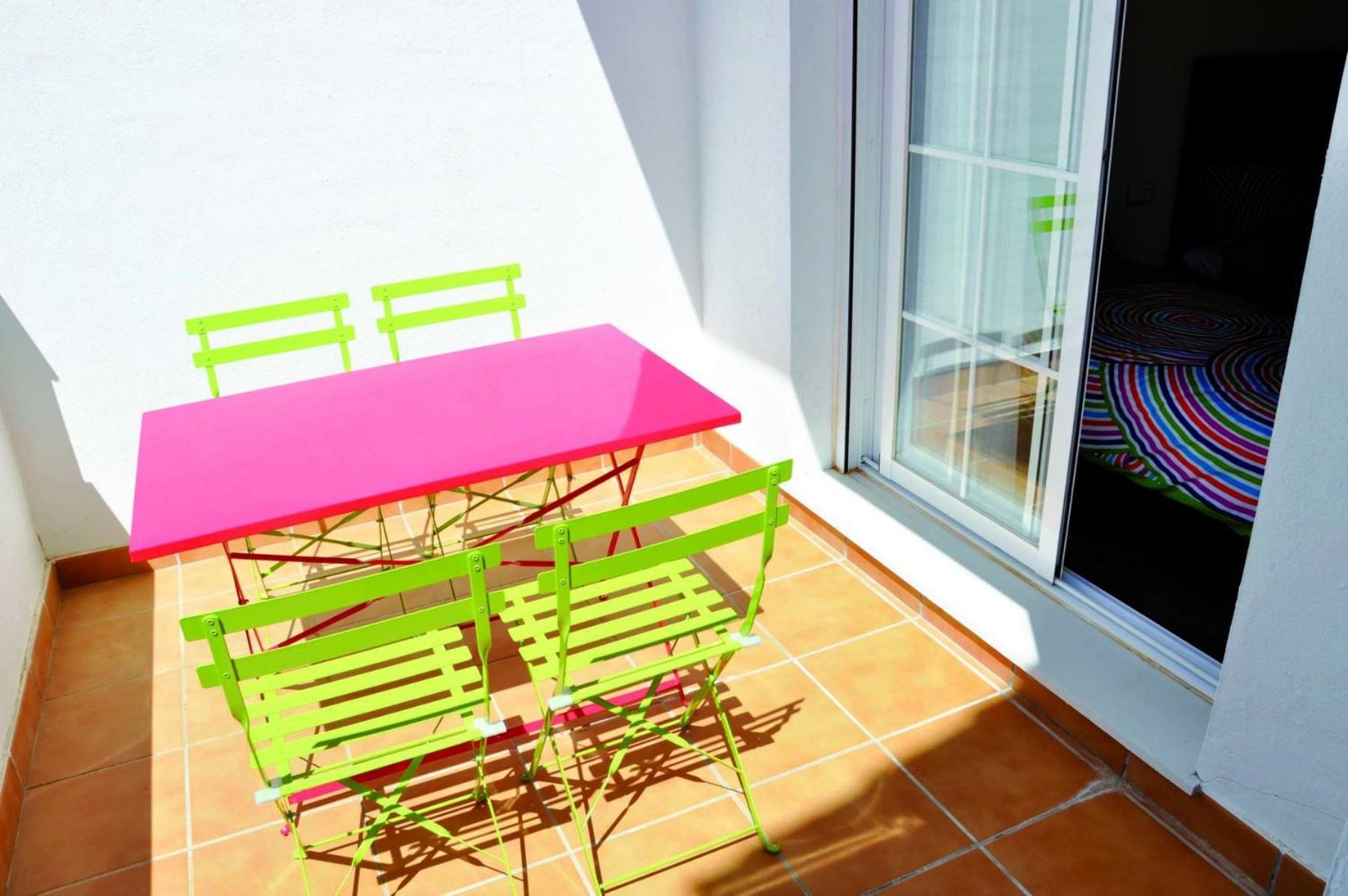 2127-superb 2 Bedrooms , Lovely Terraces And Pool *