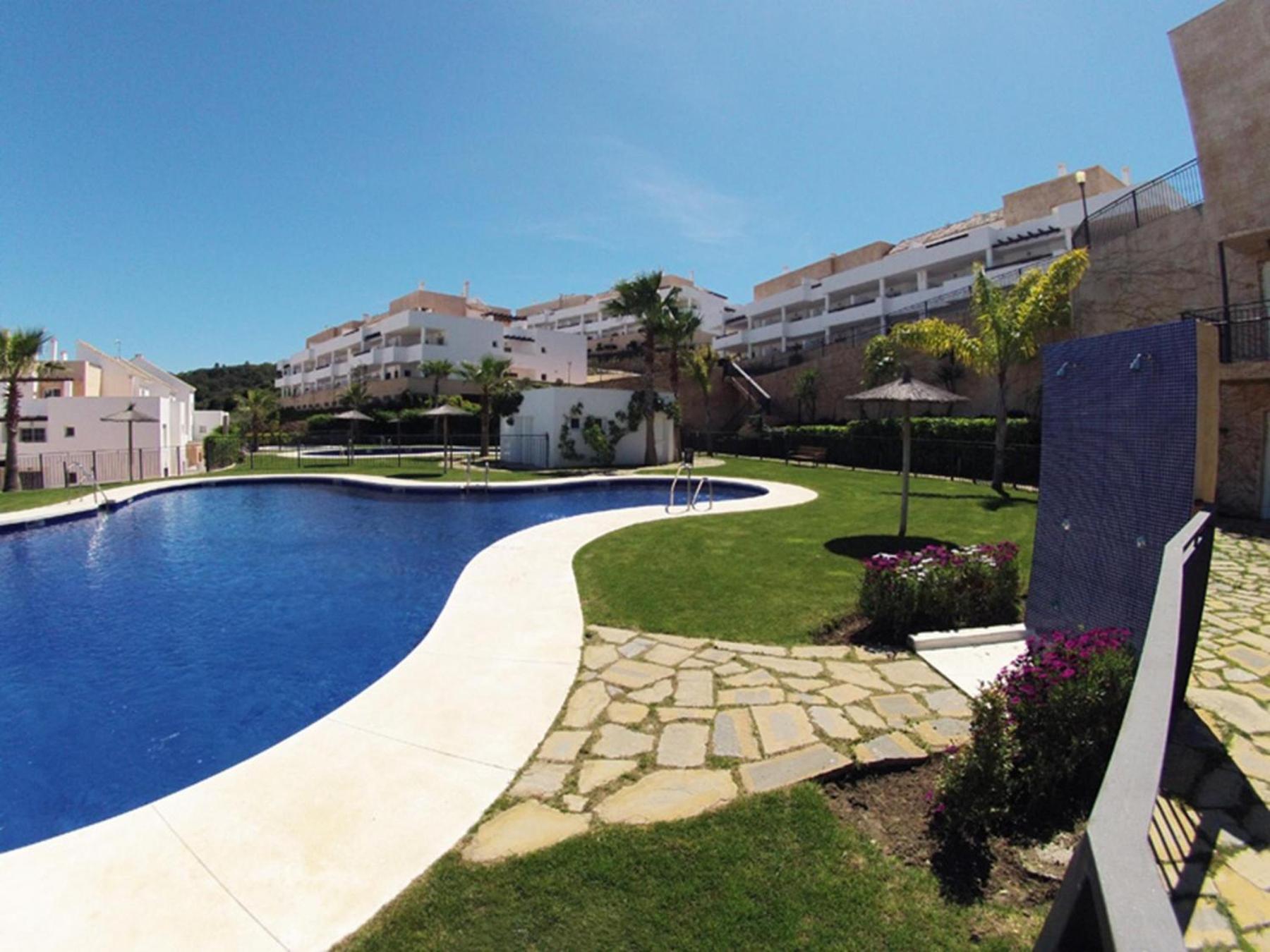 2127-superb 2 Bedrooms , Lovely Terraces And Pool Apartamento