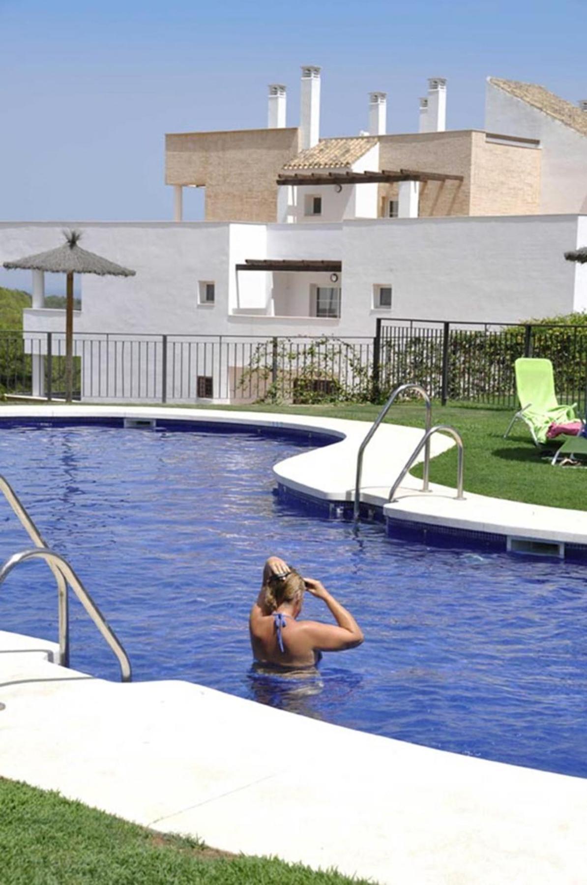 2127-superb 2 Bedrooms , Lovely Terraces And Pool San Roque (Andalucia)
