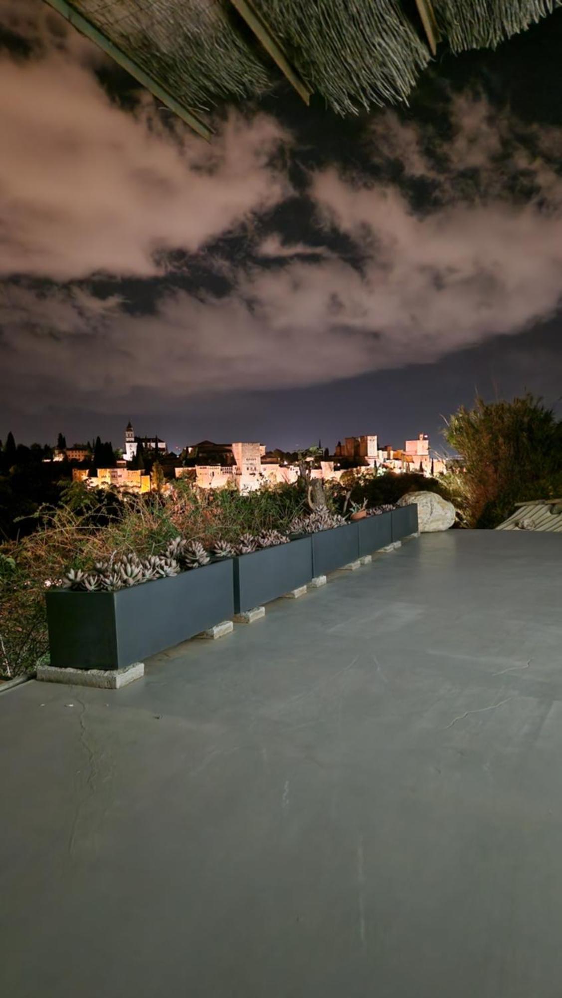Luxury Cave 100m Super Terraza Vistas Alhambra Wifi Holiday home