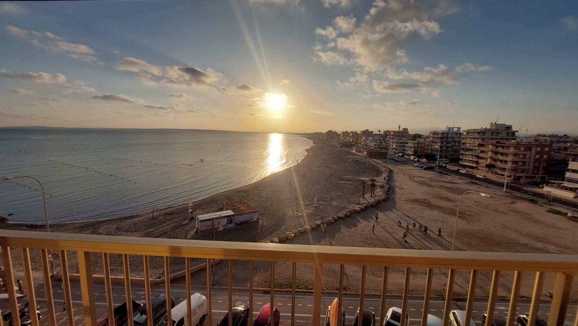 Sunset 4c Apartment