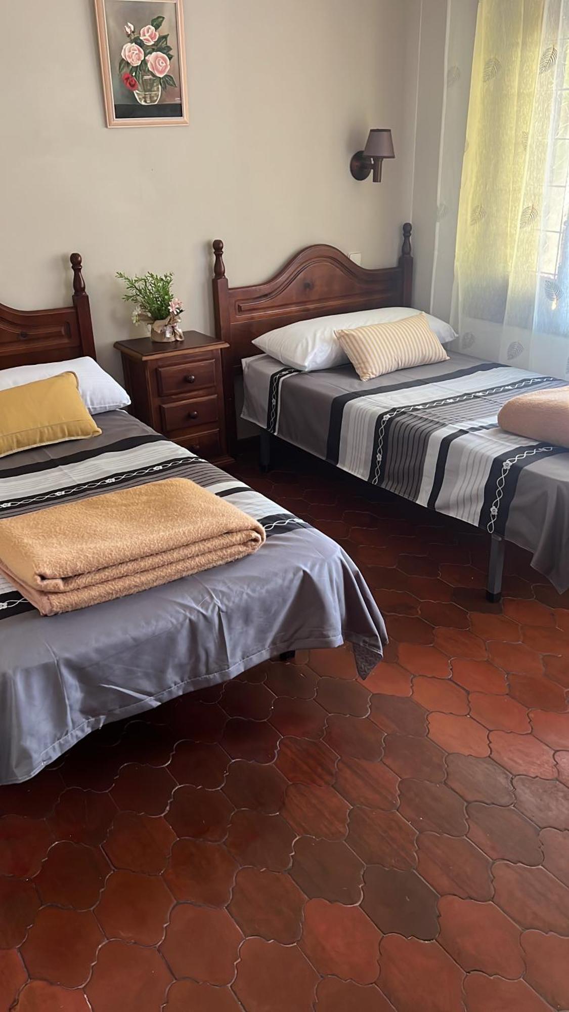 Pensión Hostal El Valle La Pradera de Navalhorno