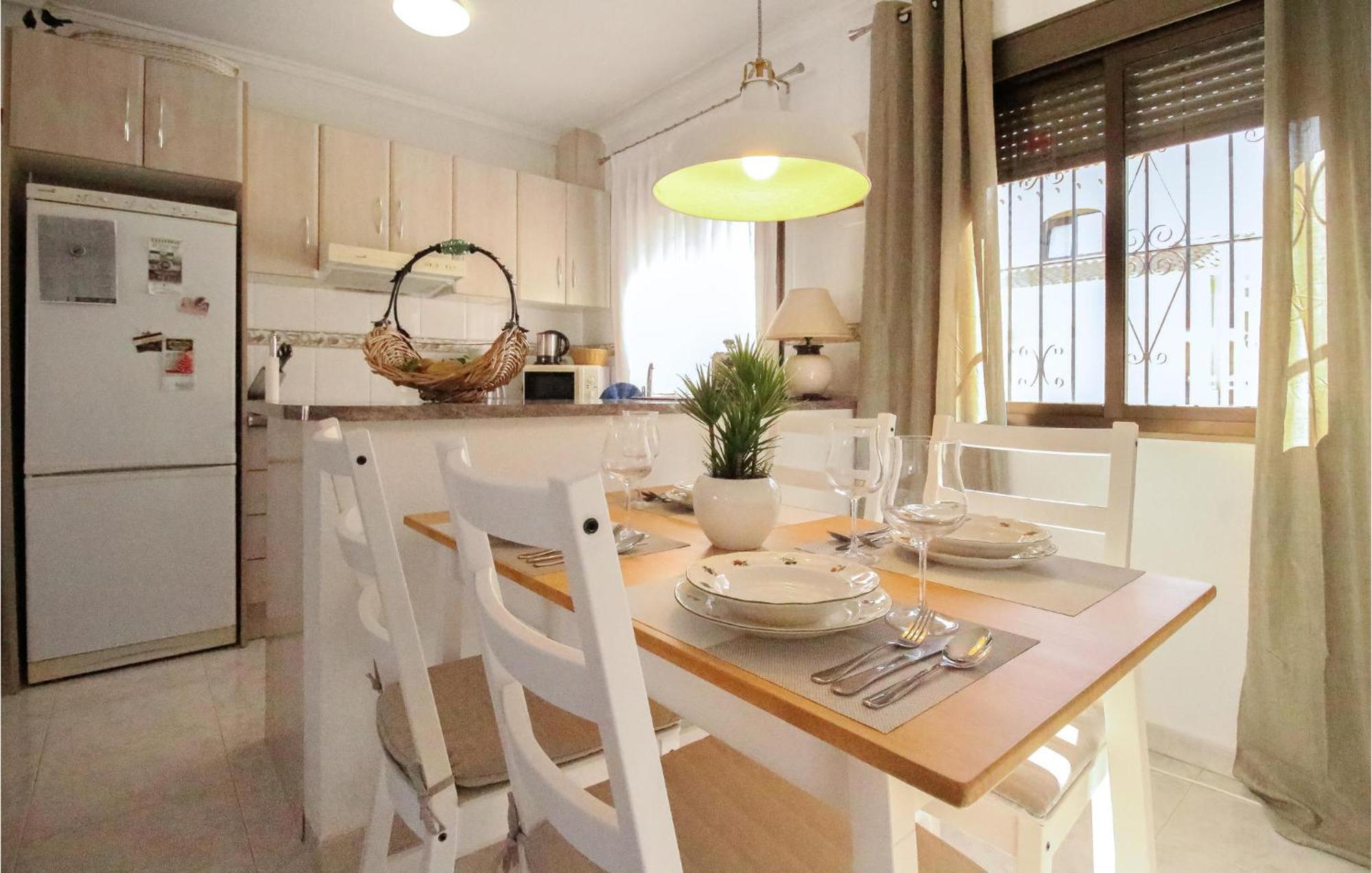 Amazing In With Kitchenette *