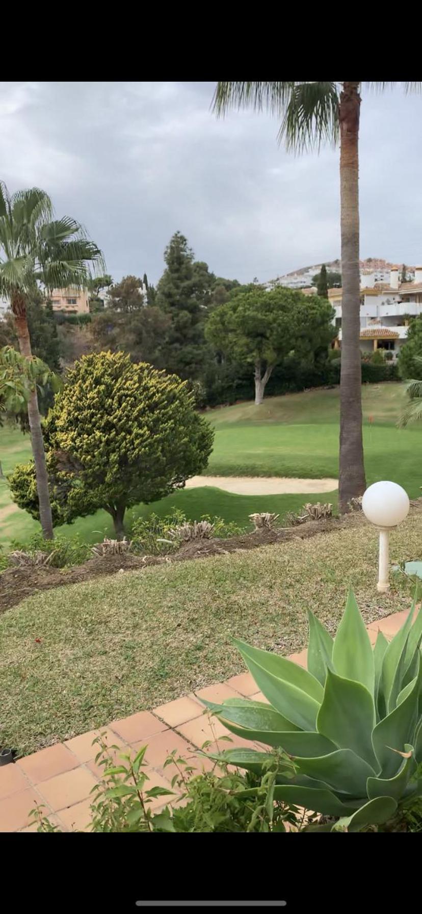 The Golden House, Calahonda Golf * Sitio de Calahonda