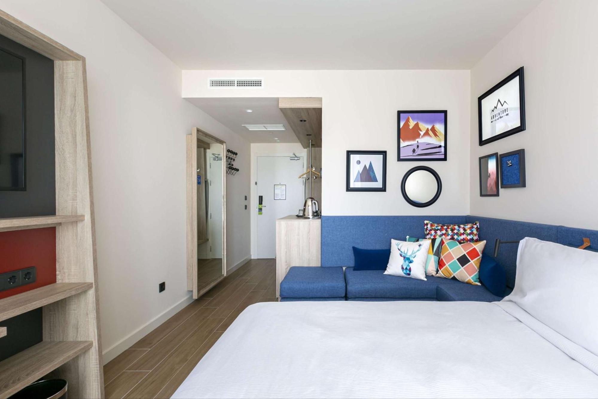 Hampton By Hilton Madrid 3*
