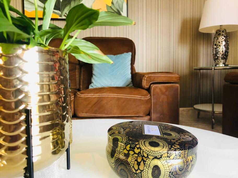 Vintage & Deluxe Apartment