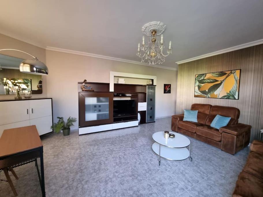Vintage & Deluxe Apartment *