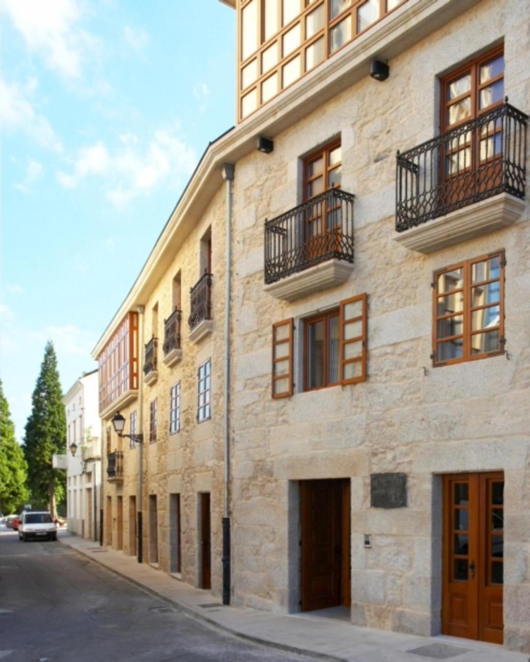 Do Val Hotel