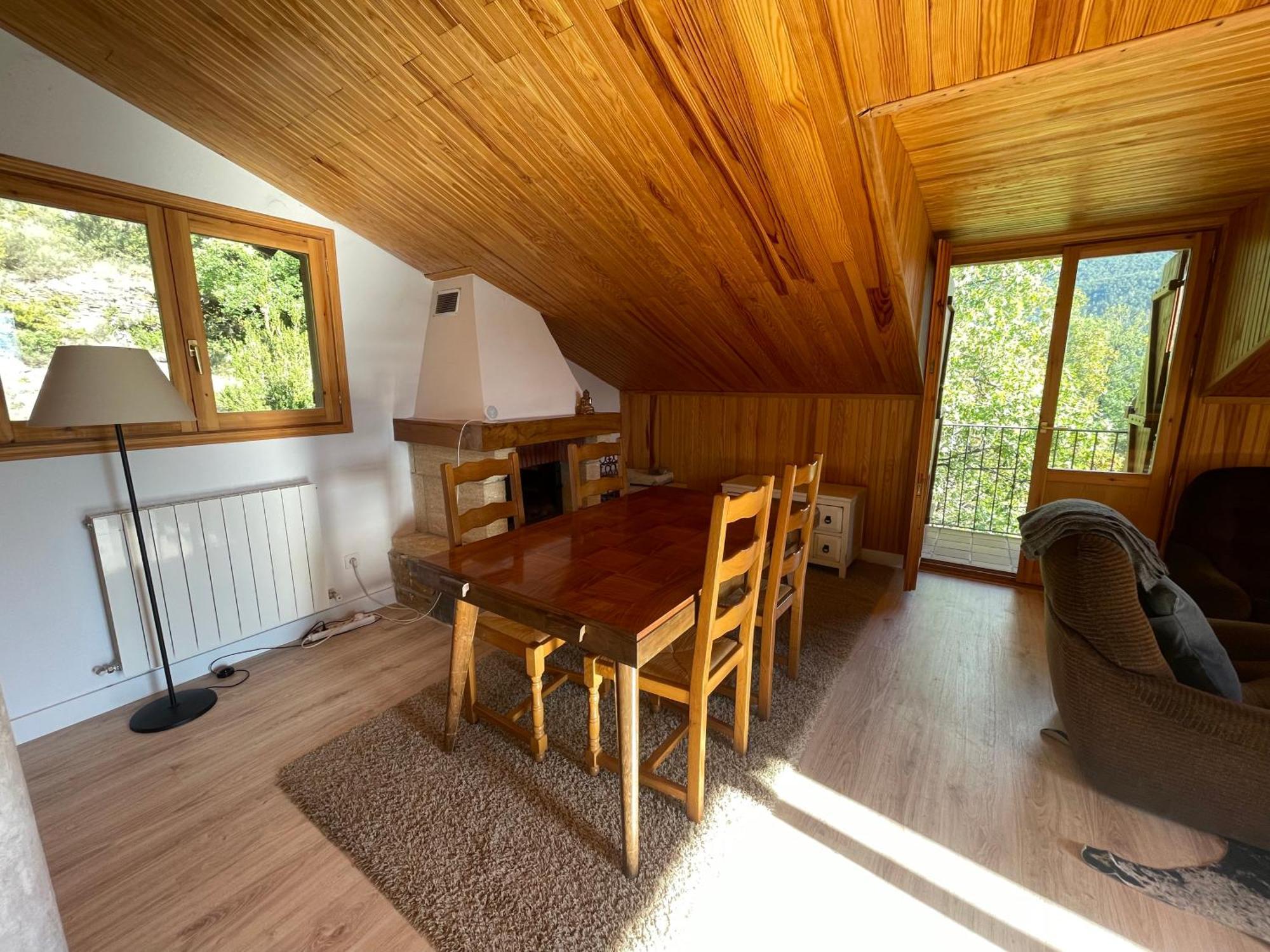 Apartamento Uria - Ubicacion Perfecta, Rodeado De Naturaleza, Vistas Espectaculares Gavín