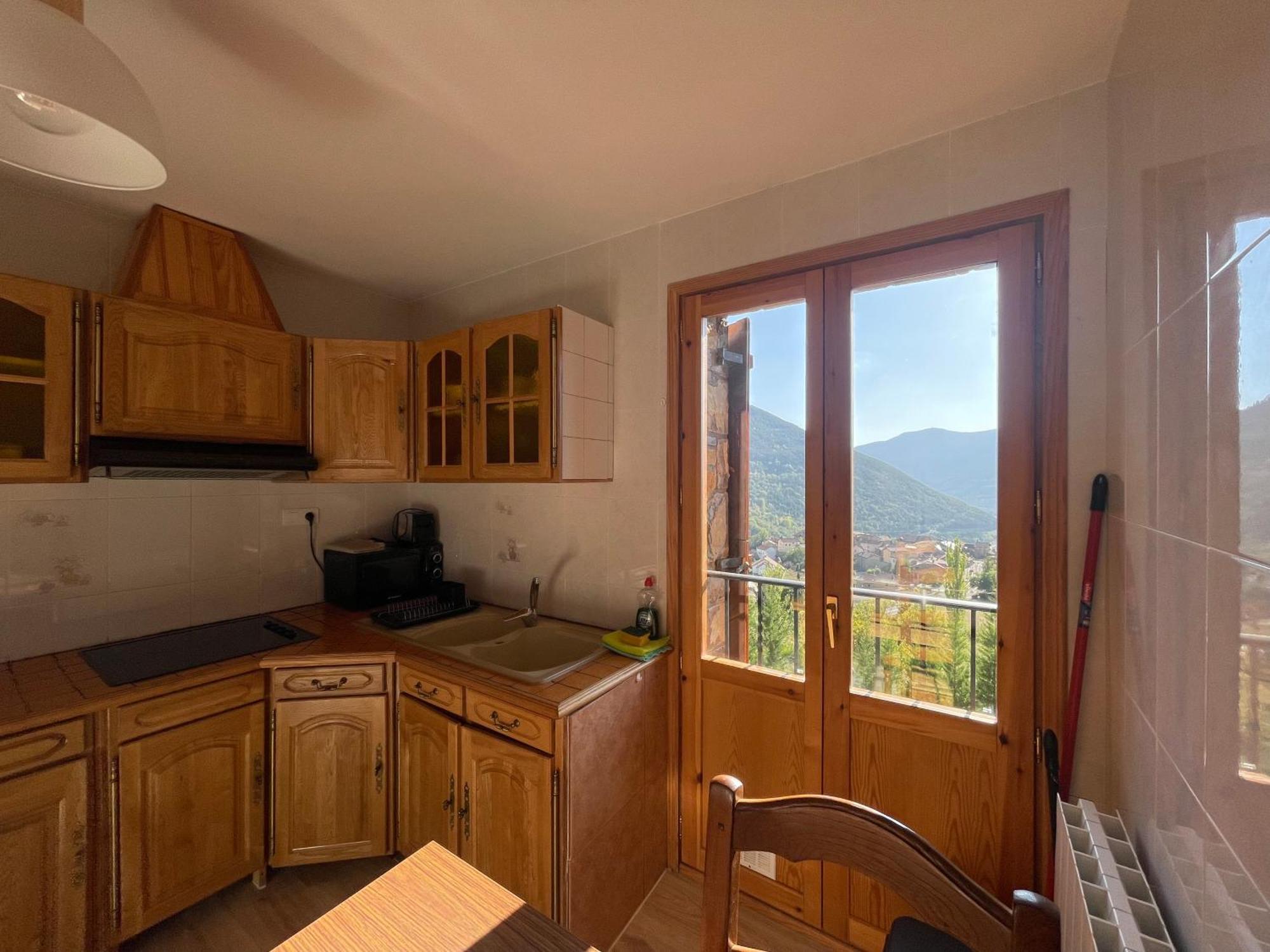 Apartamento Uria - Ubicacion Perfecta, Rodeado De Naturaleza, Vistas Espectaculares