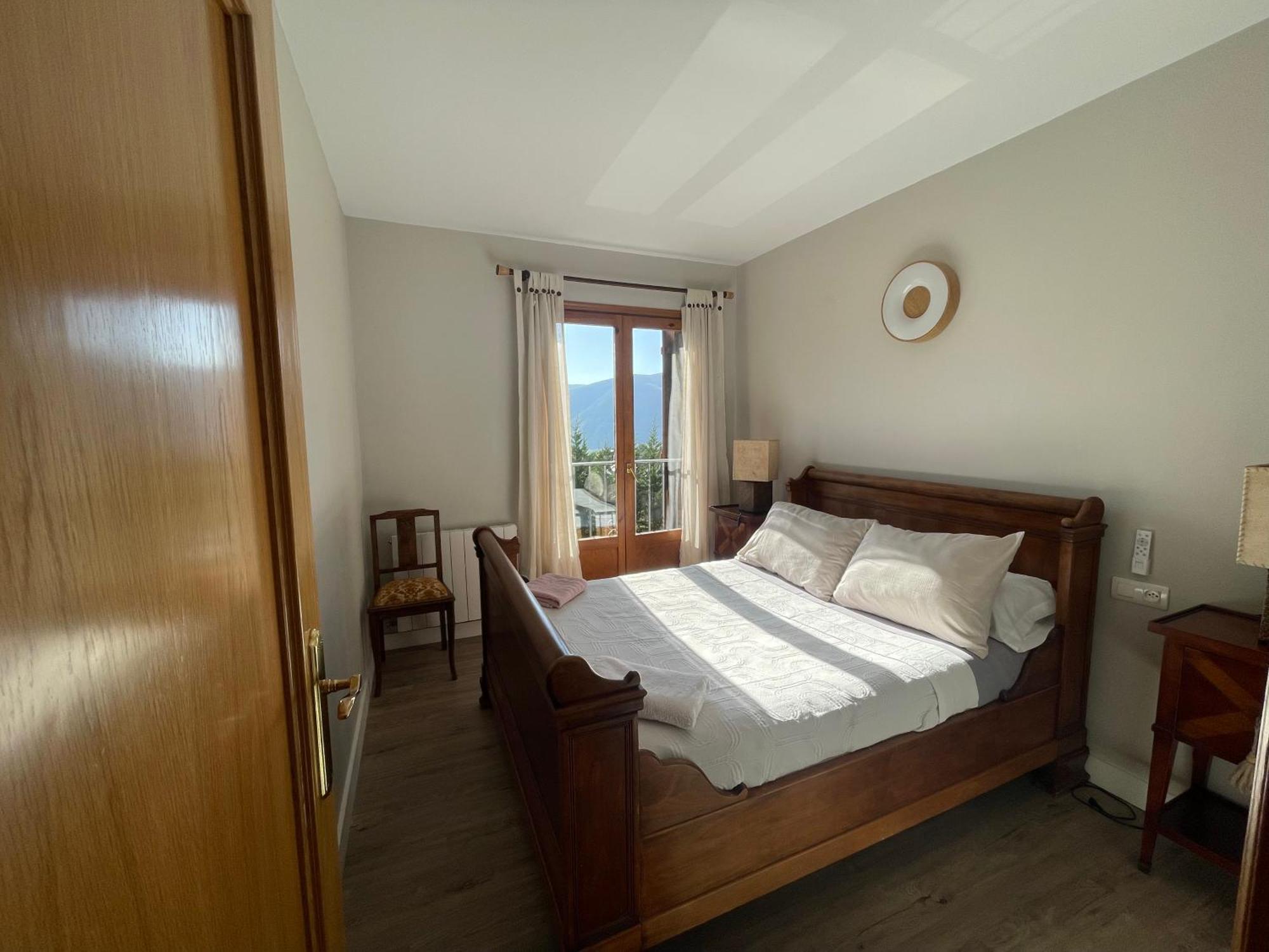 Apartamento Uria - Ubicacion Perfecta, Rodeado De Naturaleza, Vistas Espectaculares *