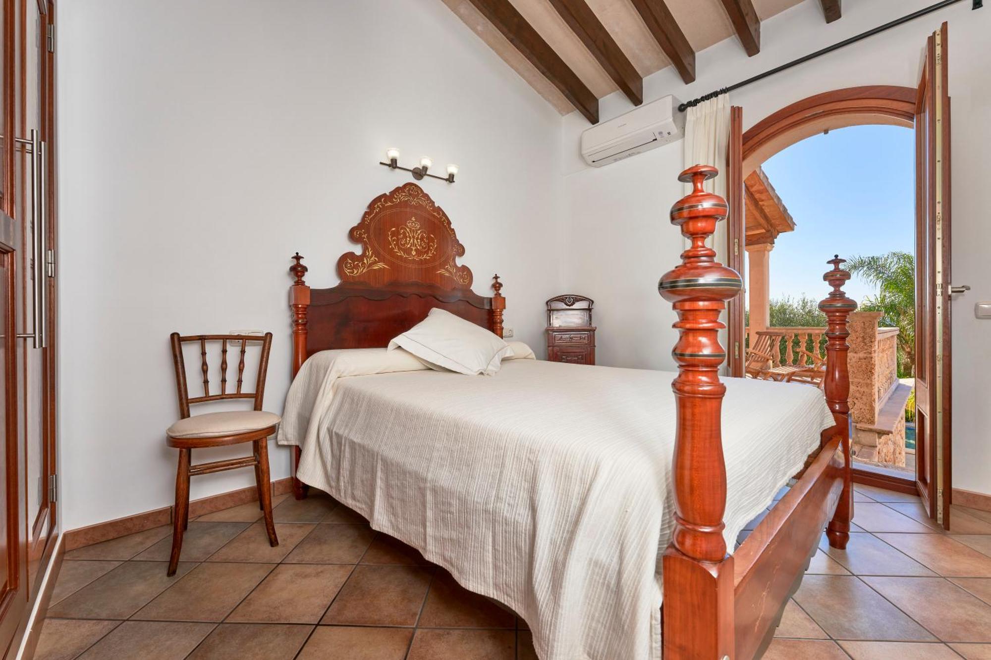 Quiet In With Amazing Pool, Paddle Court And Garden * Buger