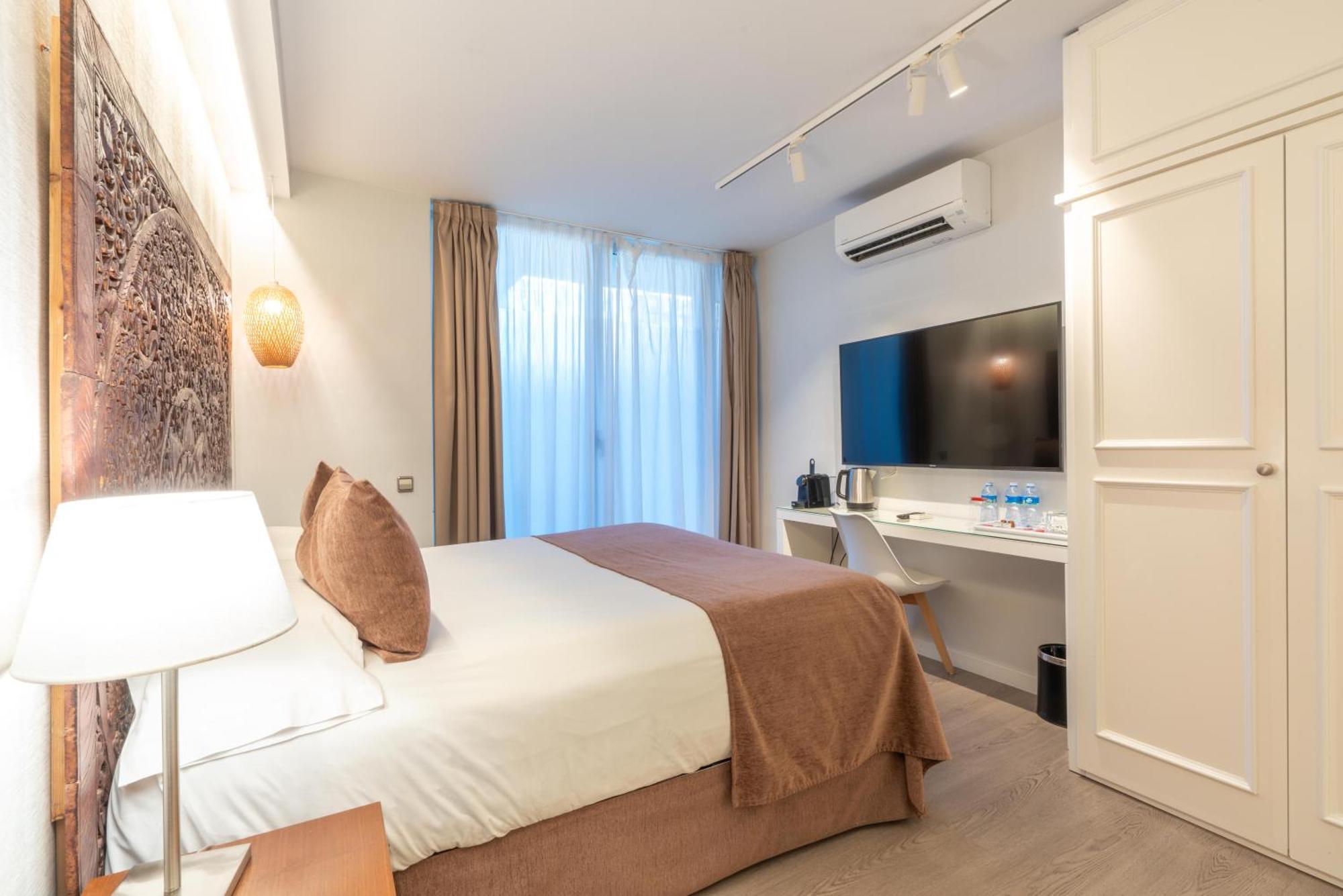 Serennia Fira Gran Via Exclusive 2*