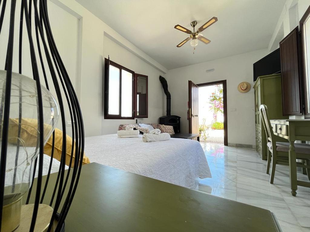 Cortijo Dominguez - Rural Experience Villa *