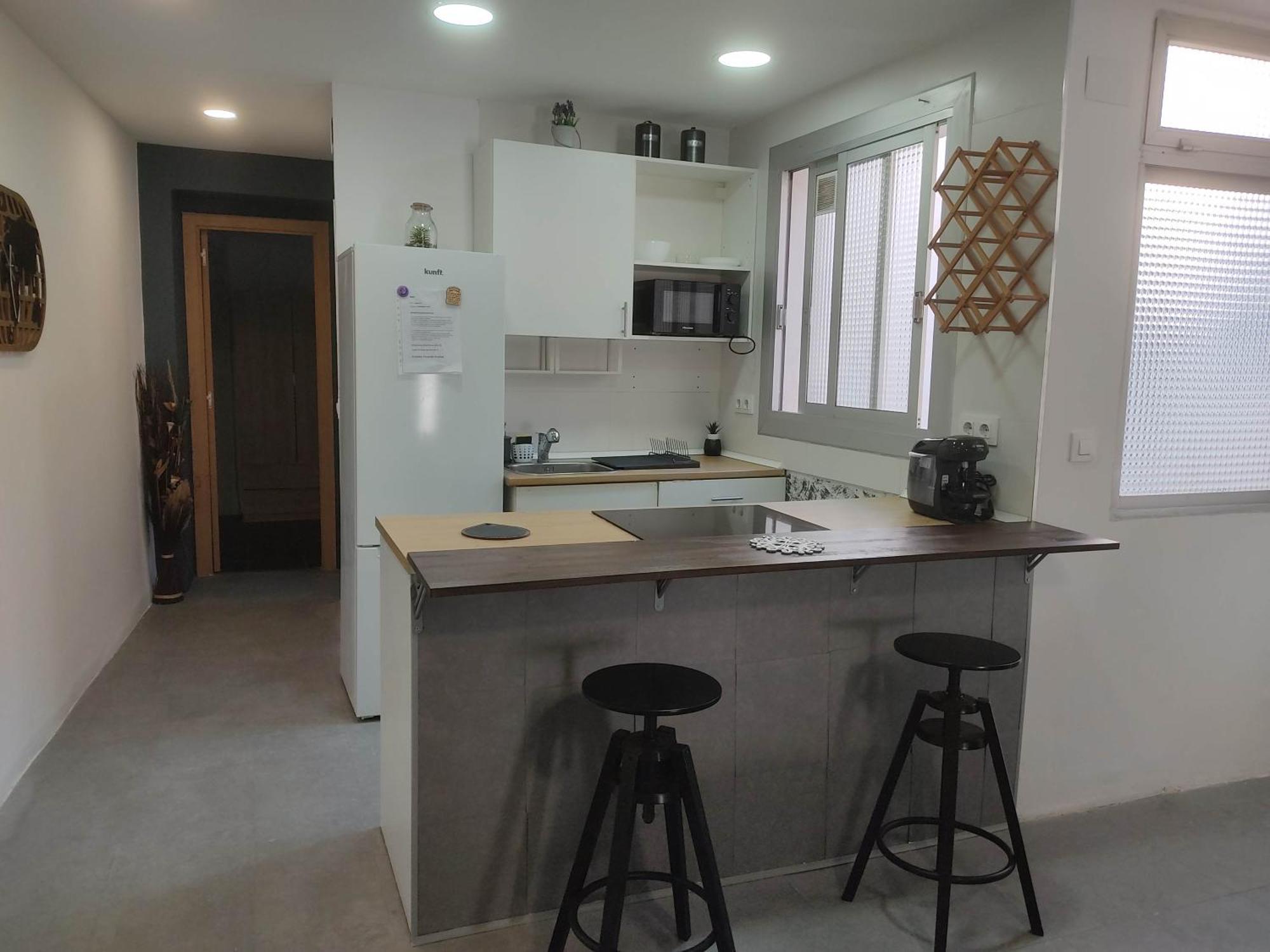 Apartment Luminoso En Centro Del Pueblo Con Wifi Y A' A' *