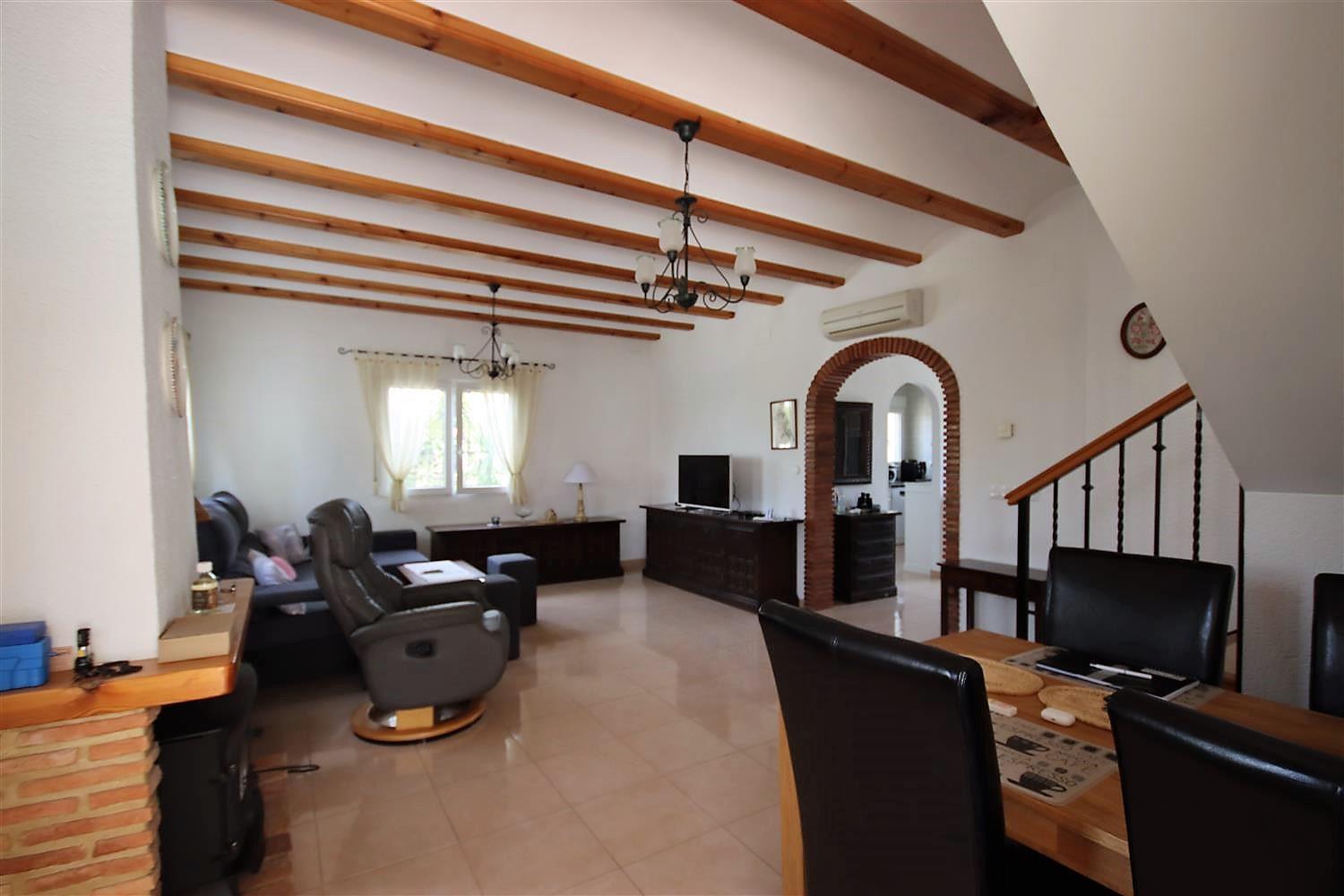Mira Rosa Segaria - - 3 Double Bedroom *