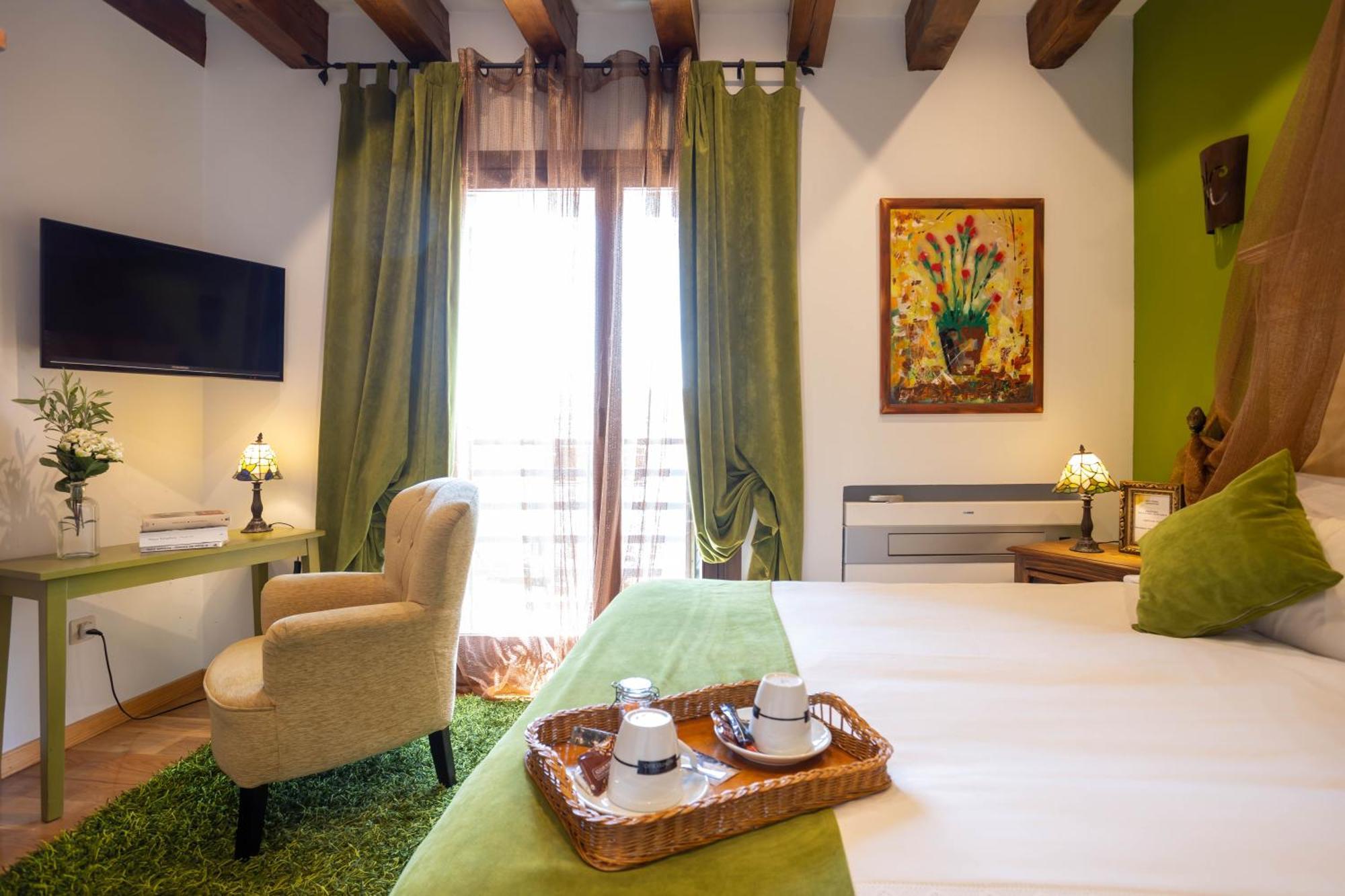 Hotel De Eufrasio 3*