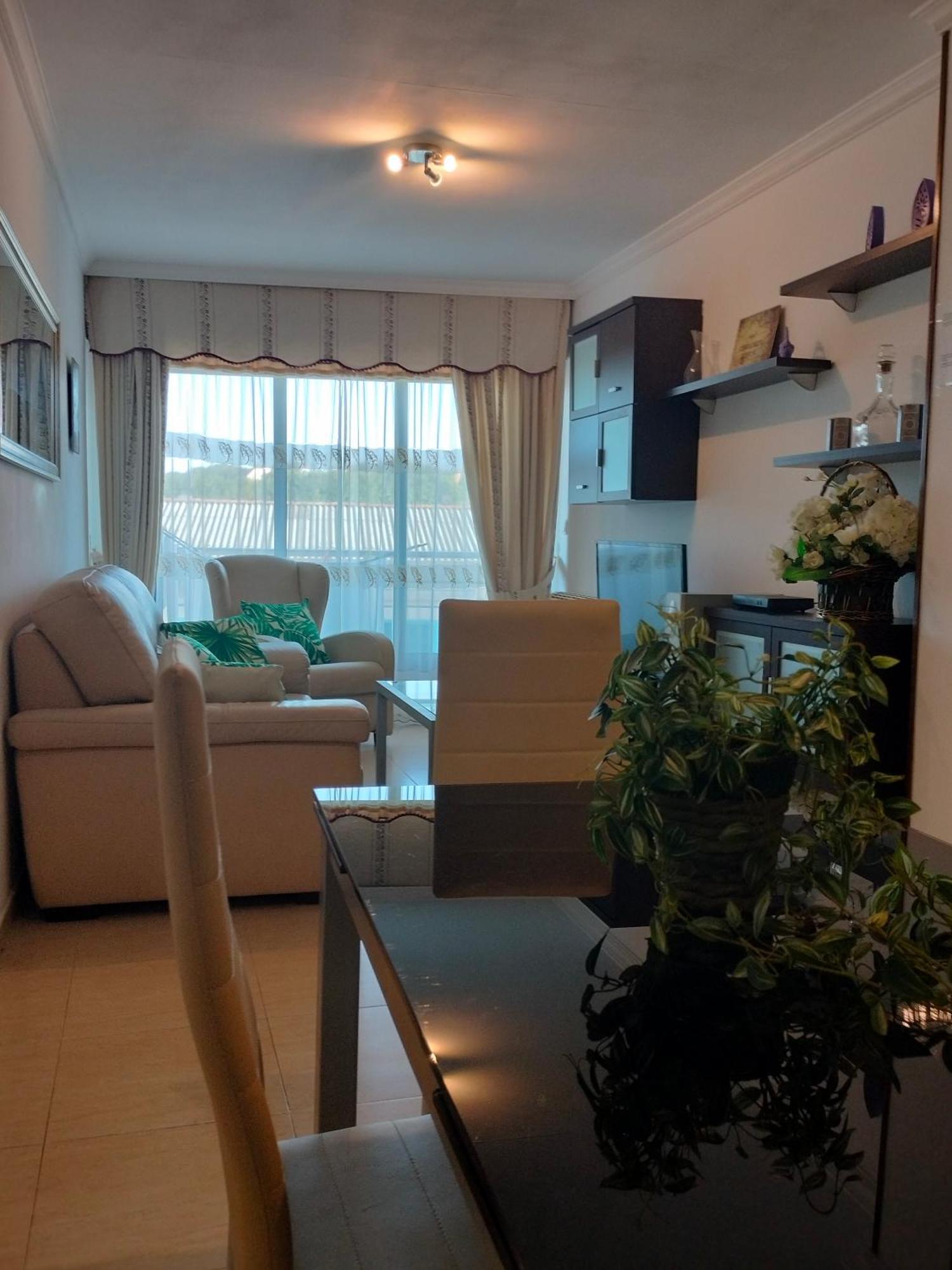 L&l Livin & Live Apartment